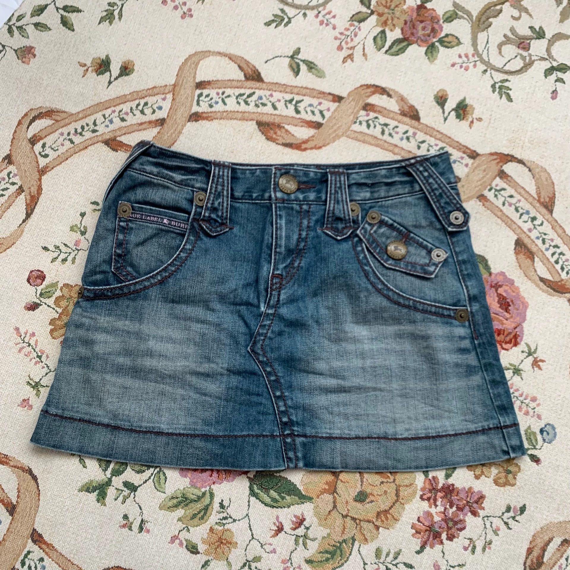 Burberry Vintage Denim Mini Skirt - dmc
