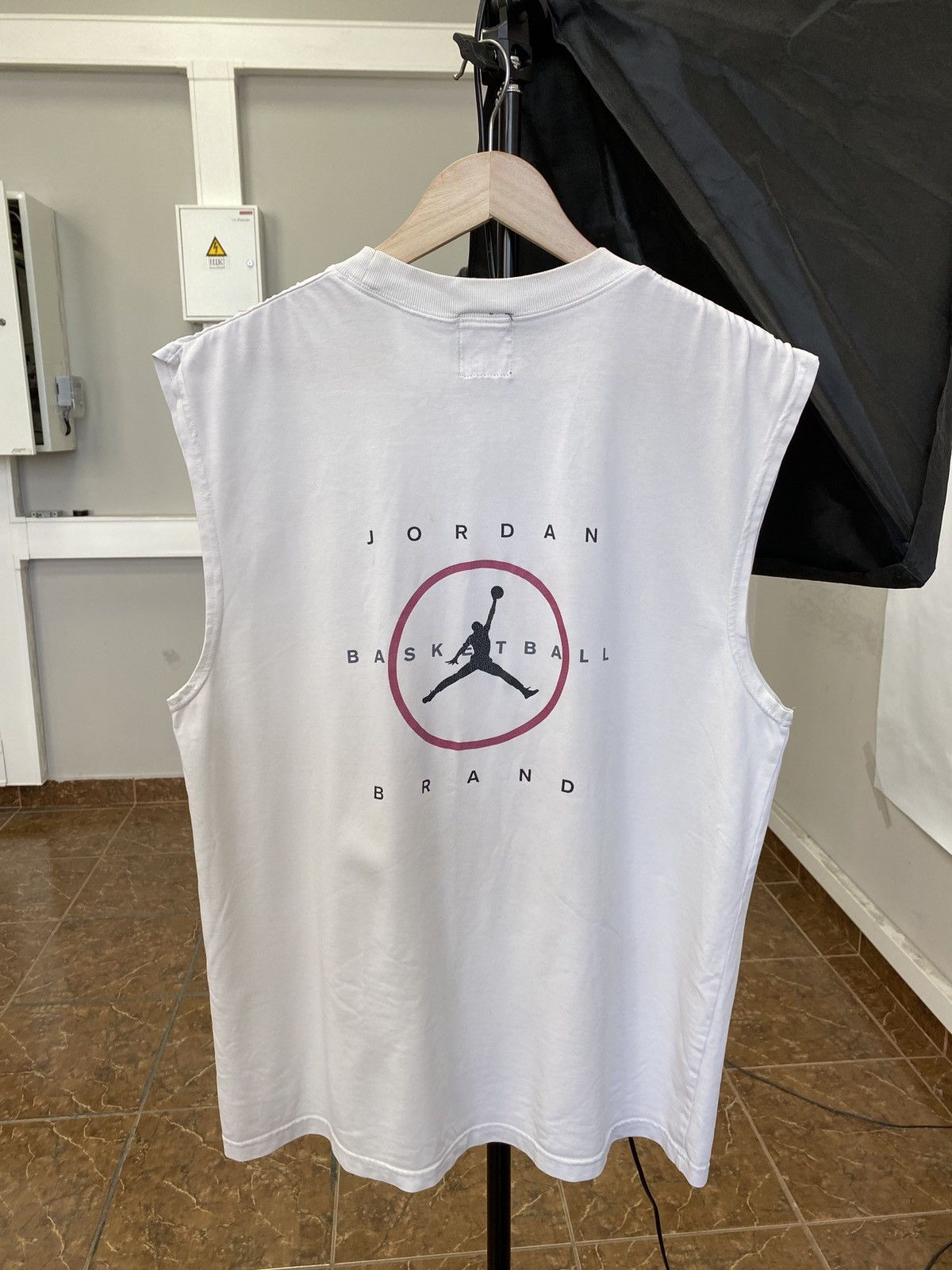 Jordan Brand Vintage 90s USA 🇺🇸 Jordan Nike t-shirt Size US M / EU 48-50 / 2 - 1 Thumbnail