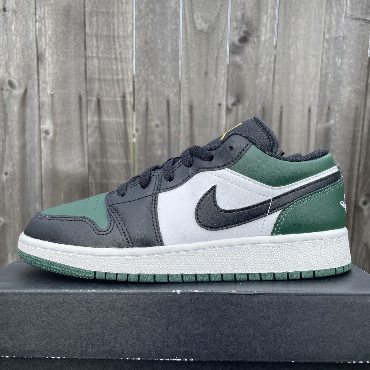 Jordan Brand × Nike Nike air Jordan 1 low Green Toe size 5y Size US 6.5 / IT 36.5 - 3 Thumbnail