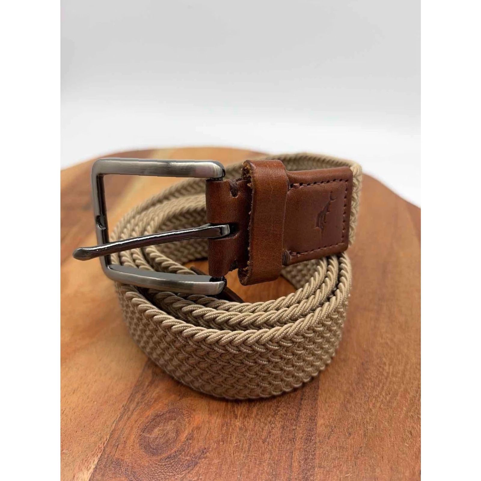 VINTAGE Pre-Owned Tommy Bahama Tan Size L/XL Belts Sale?