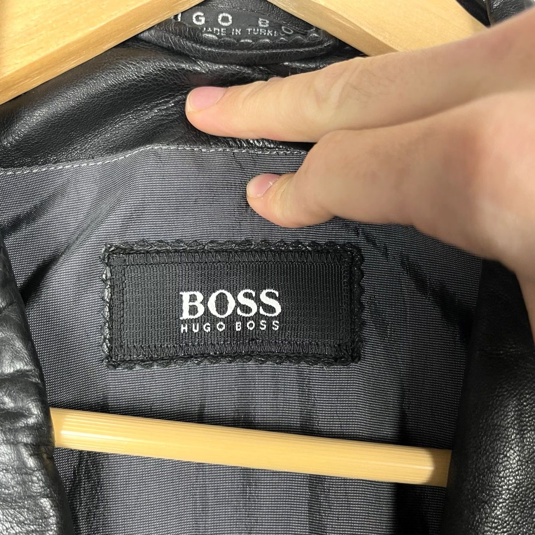 Hugo Boss HUGO BOSS Black Leather Blazer Jacket 40R Spanish Lambskin 4 Button Men Size 40R - 3 Thumbnail