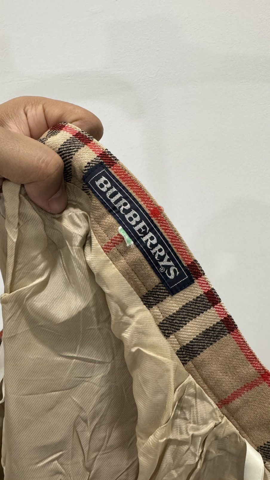 Burberry Vintage Burberry Nova Check Maxi Skirt Size 26" / US 2 / IT 38 - 9 Thumbnail