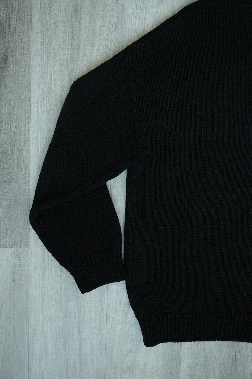 Balenciaga Balenciaga Oversized Crest Knit Sweater Size US S / EU 44-46 / 1 - 5 Thumbnail