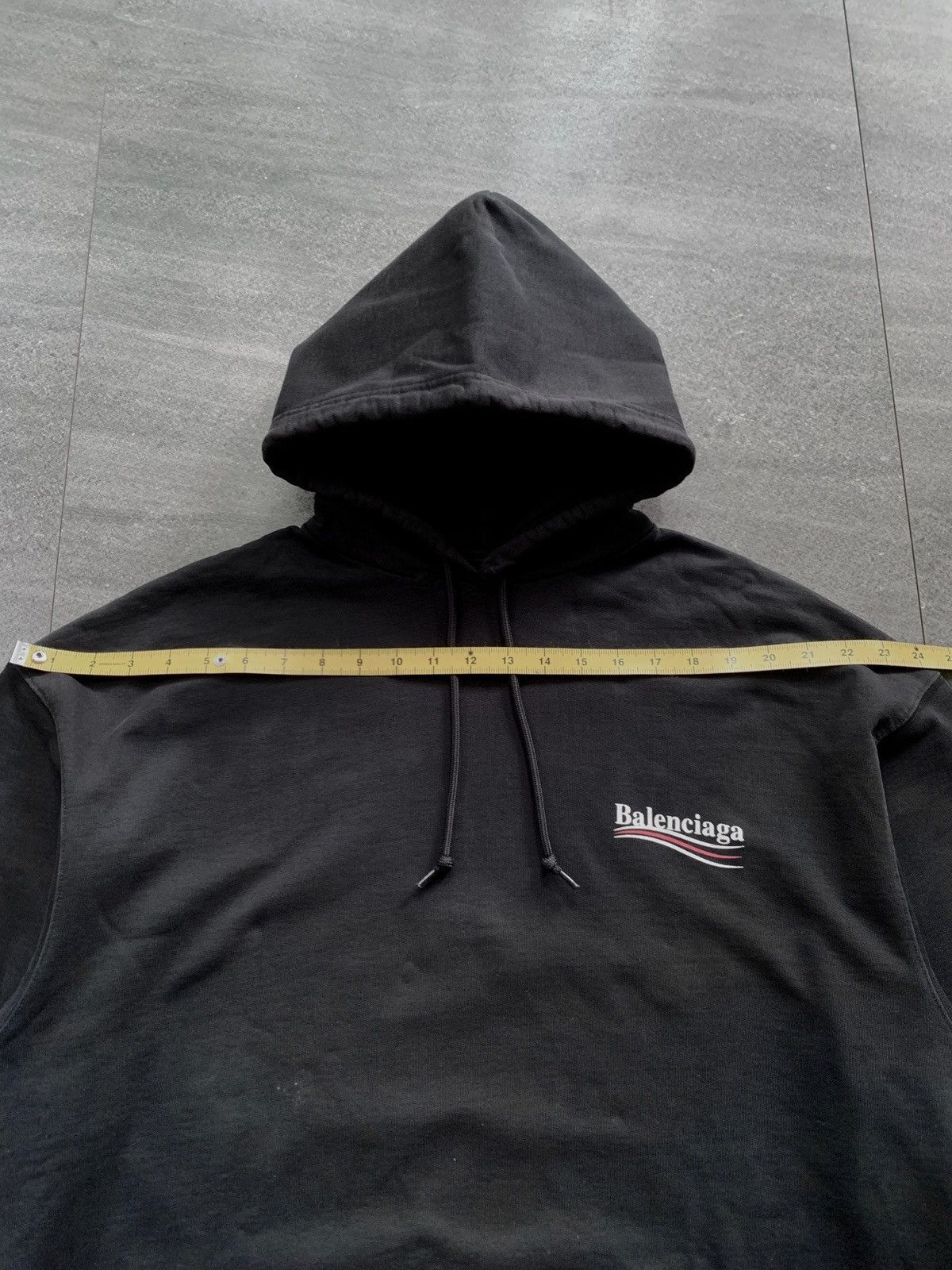 Balenciaga FREE TAX! Oversized Campaign Logo Hoodie in Black Size US M / EU 48-50 / 2 - 13 Thumbnail