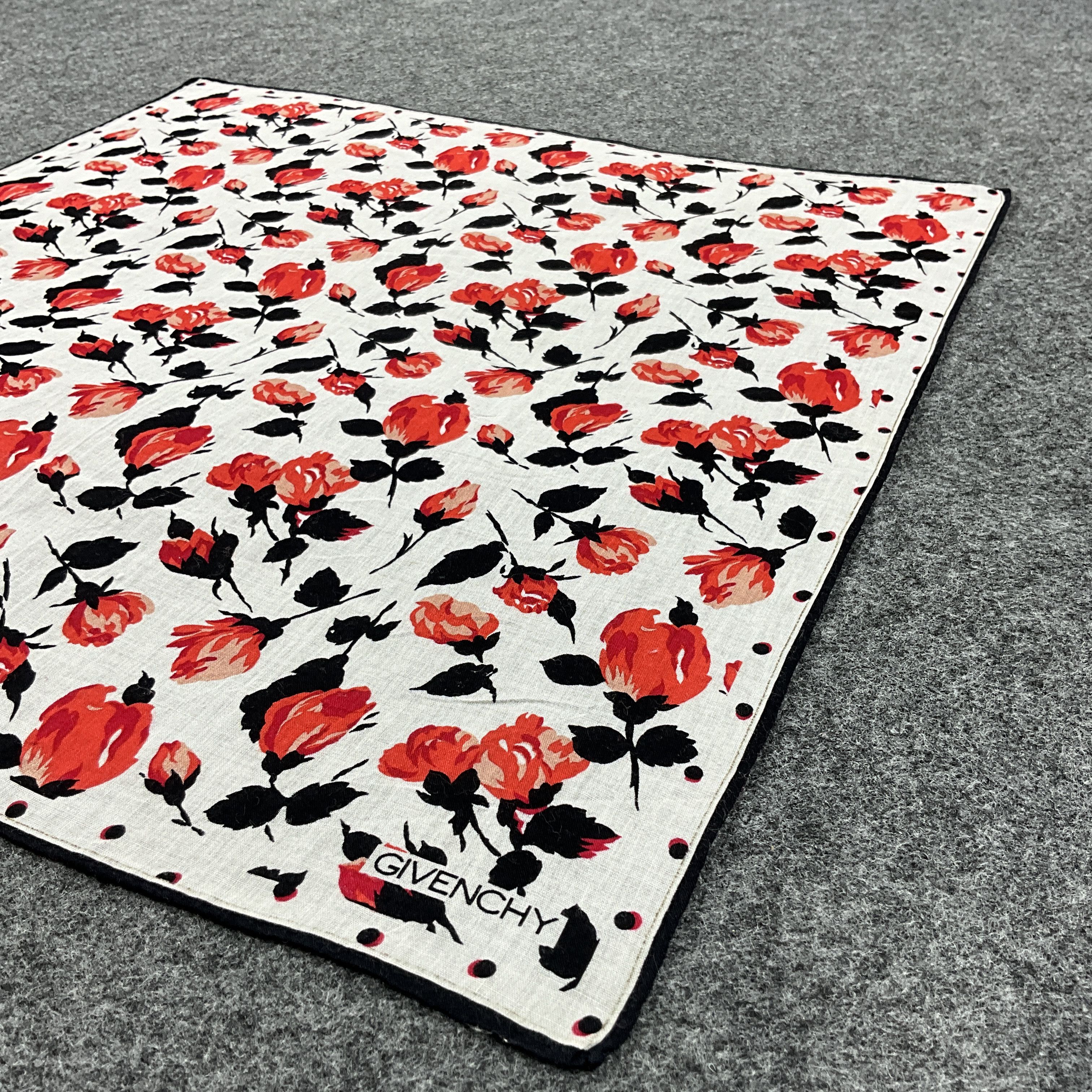 Vintage Floral Givenchy Handkerchief / Bandana / Neckerchief B054 Size ONE SIZE - 5 Thumbnail