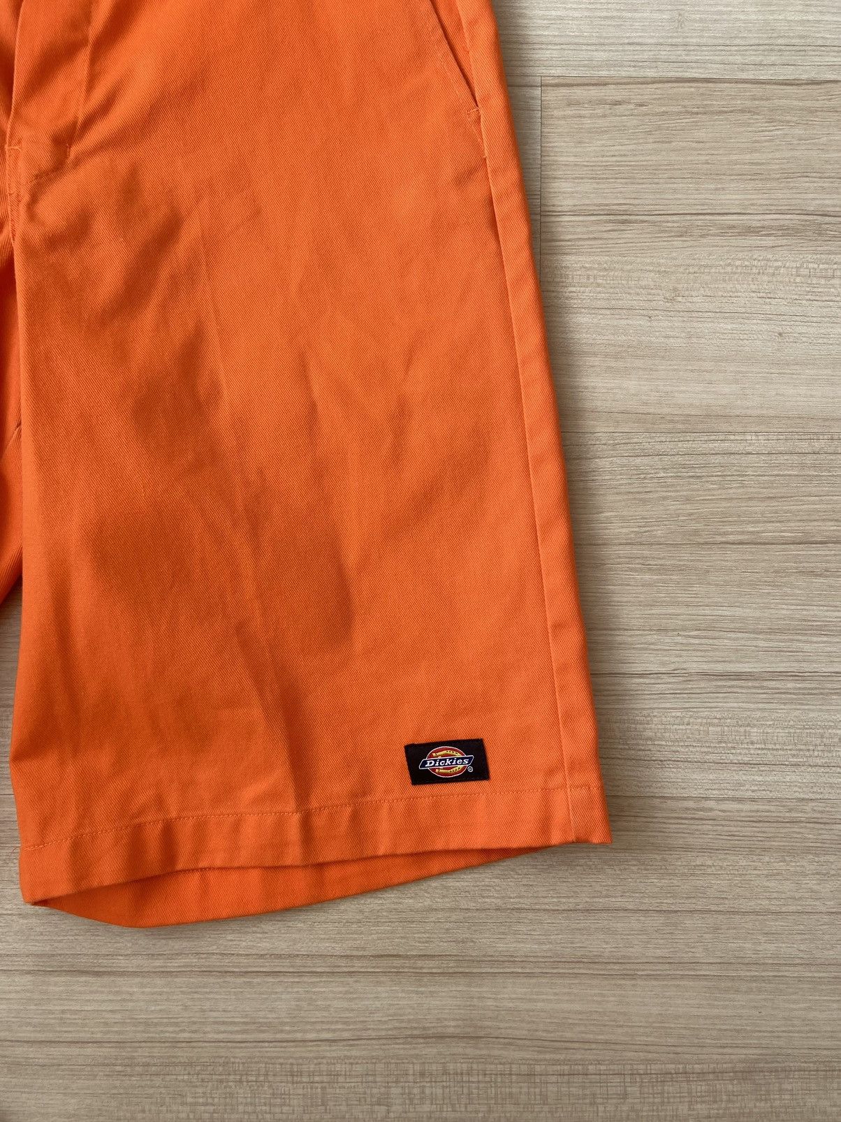 Dickies × Edition Japan Dickies 13" Loose Fit Multi-Pocket Work Shorts | Orange Size US 30 / EU 46 - 4 Thumbnail