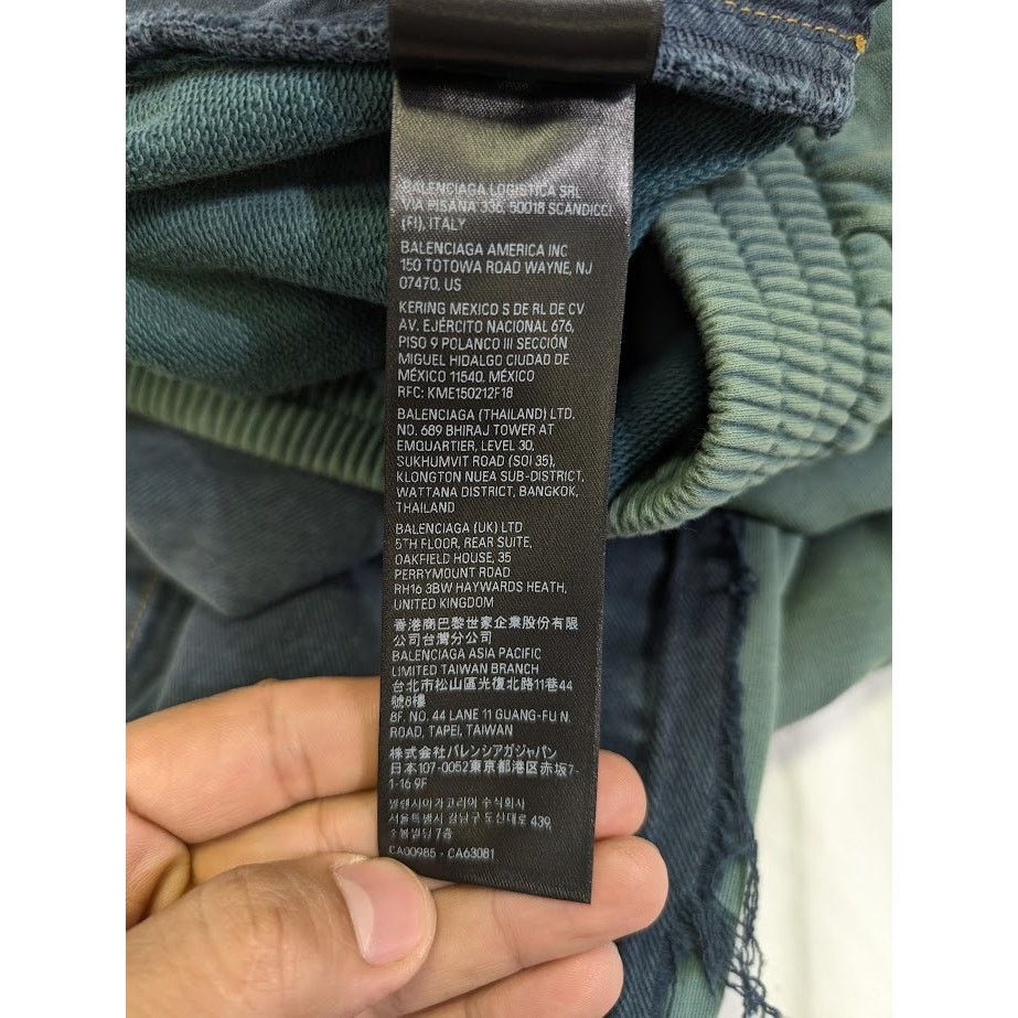 Balenciaga o1rshd1 Hybrid Sweatpants Denim in Blue Size US 34 / EU 50 - 19 Thumbnail