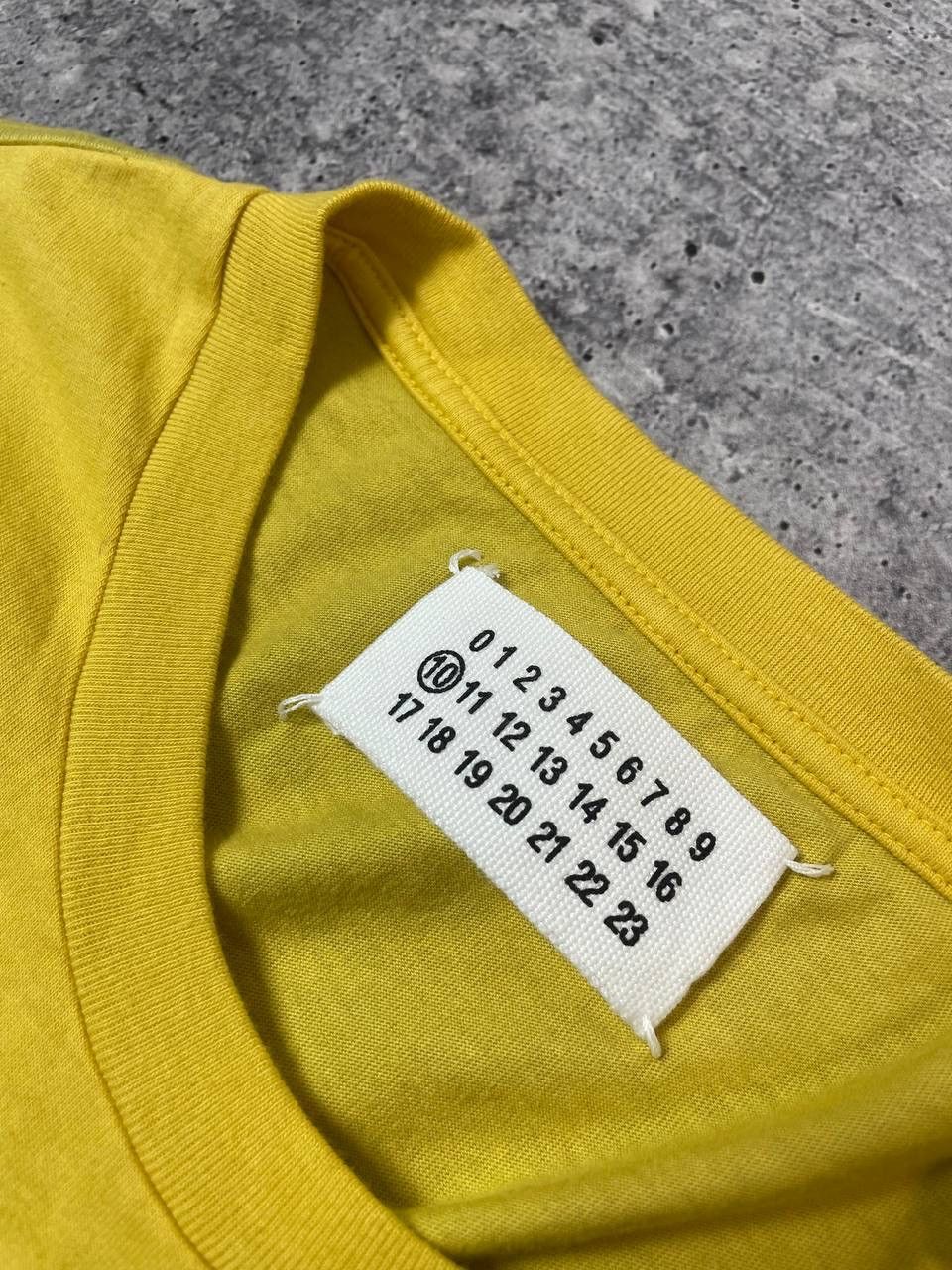 Maison Margiela New SS07 Maison Margiela Yellow Flower Logo Tee T-Shirt Y2K Size US M / EU 48-50 / 2 - 6 Thumbnail