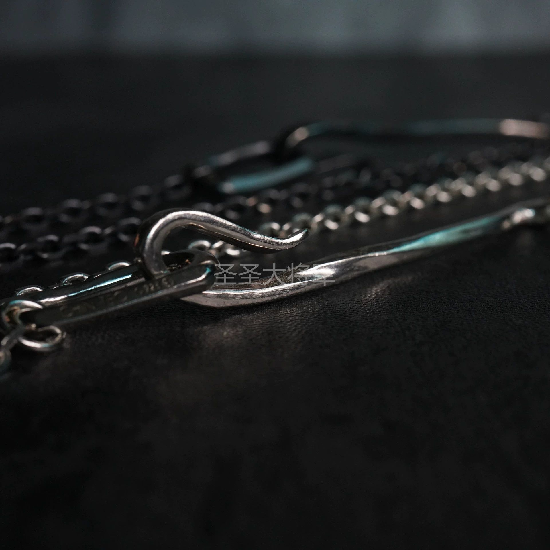 Chin Teo Chin Teo Fishhook Chain Necklace Two-Tone 45cm Size ONE SIZE - 6 Thumbnail