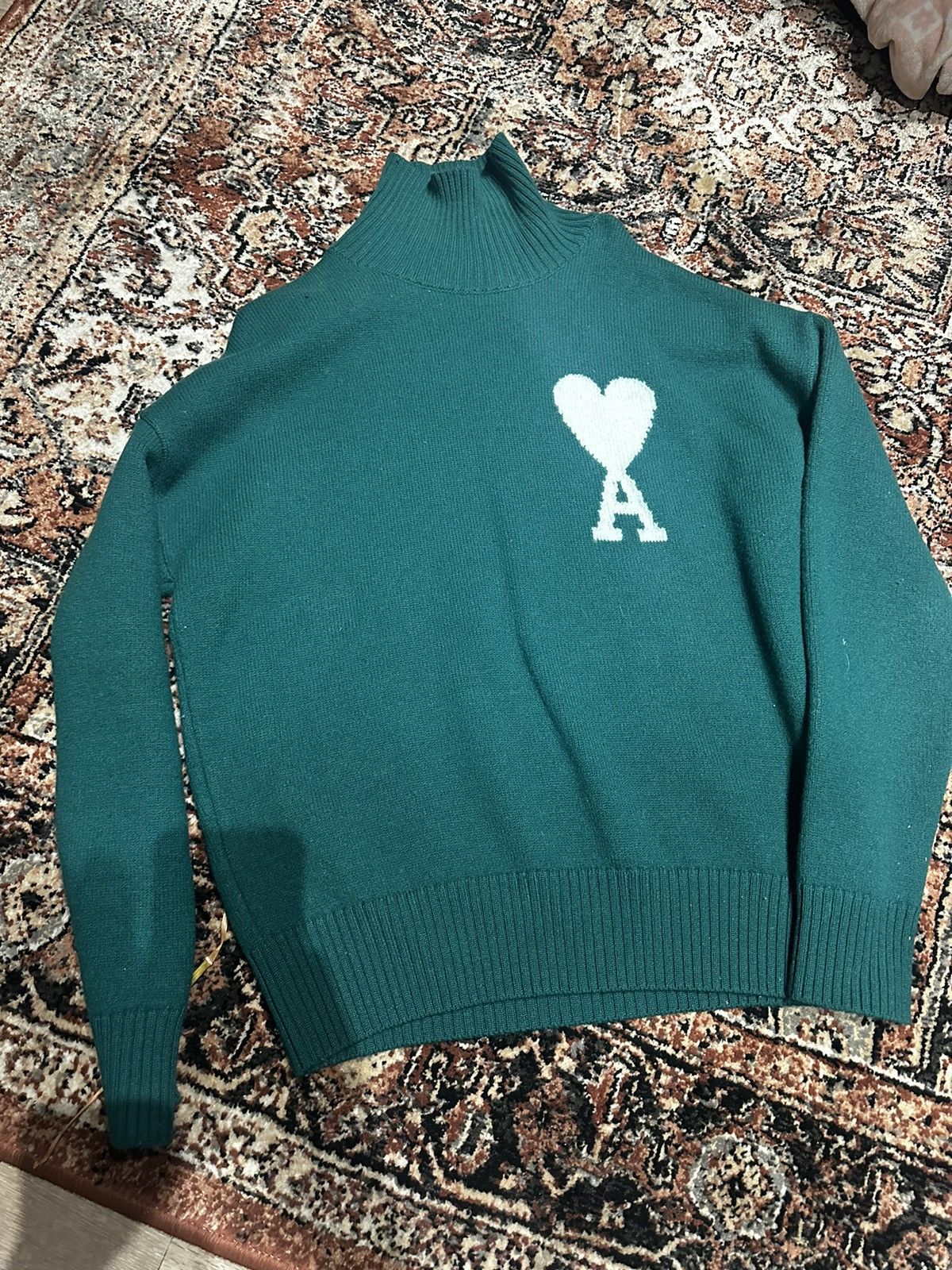 AMI PARIS DE COEUR SWEATER GREEN