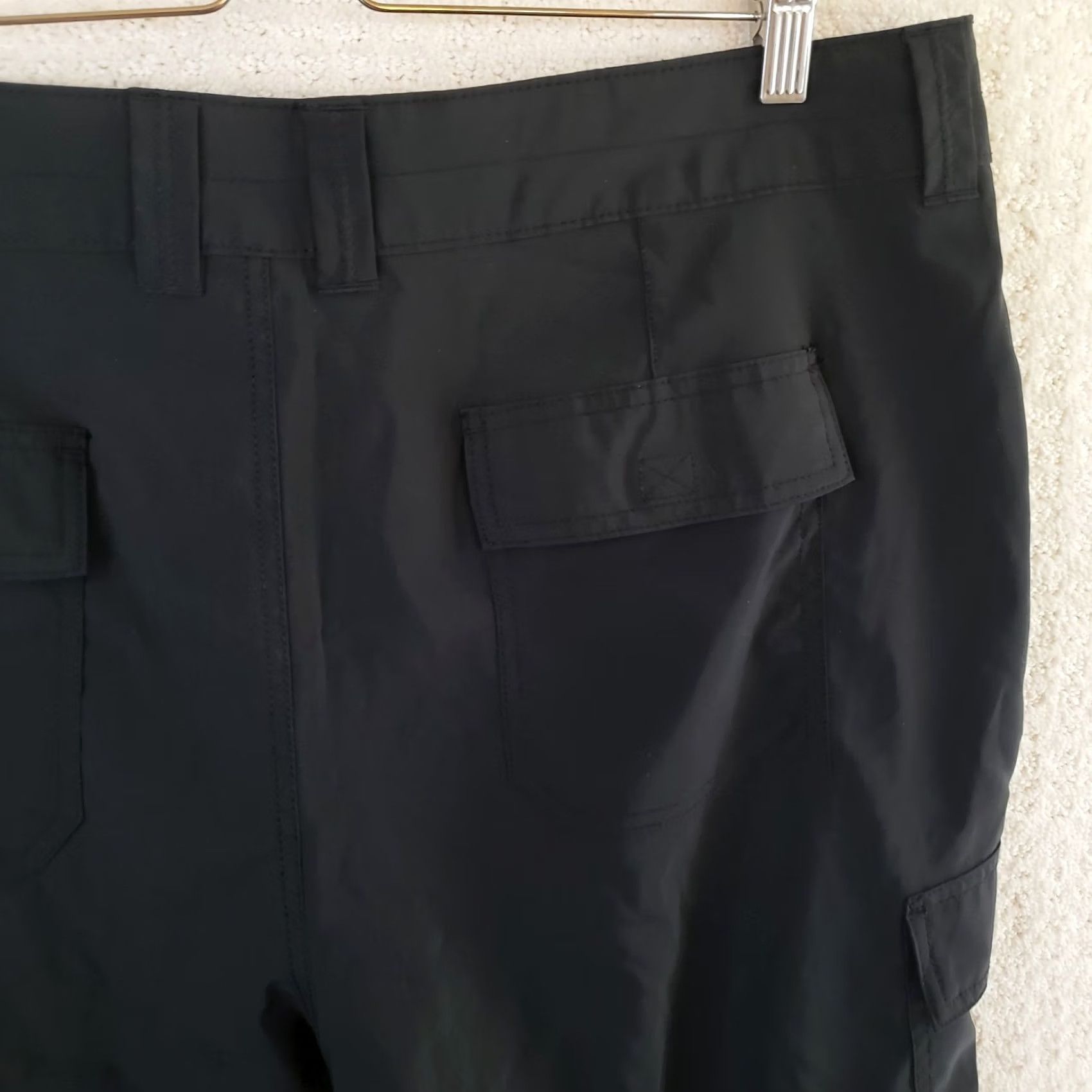 Vintage Silver Bait Performance Fishing Shorts Mens 38x10 Black Polyester Spandex Size US 38 / EU 54 - 7 Thumbnail