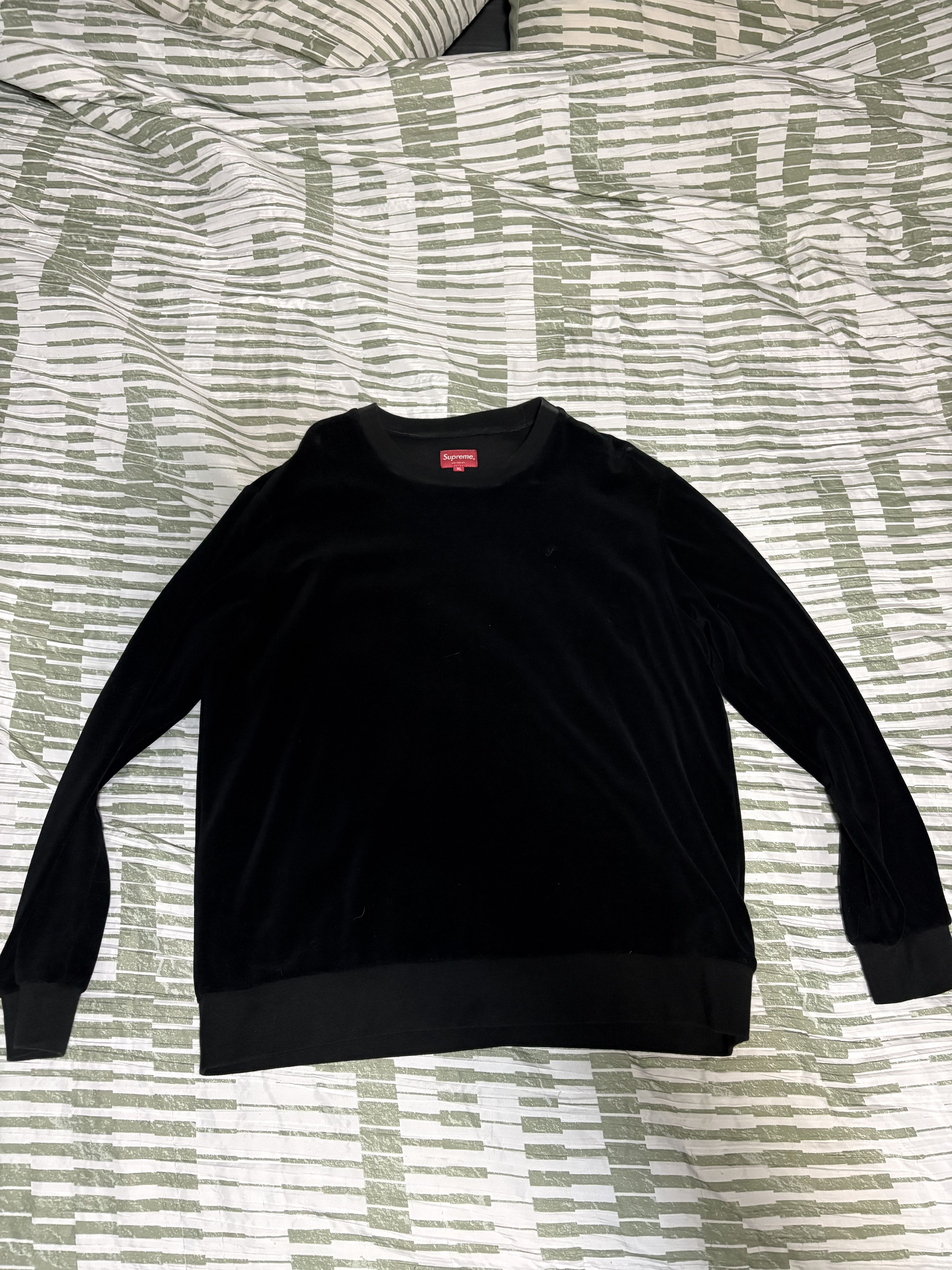 Supreme Supreme velvet sweatshirt Size US XL / EU 56 / 4 - 1 Thumbnail