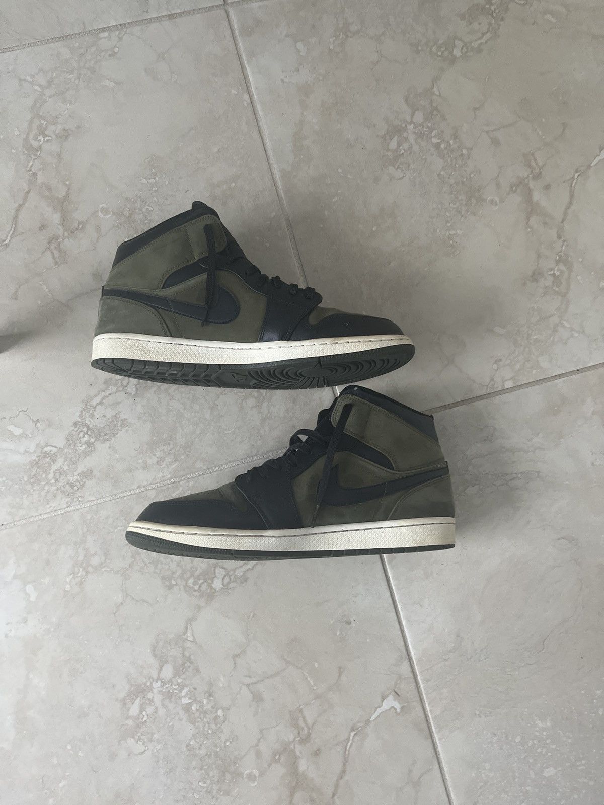 olive green jordan 1