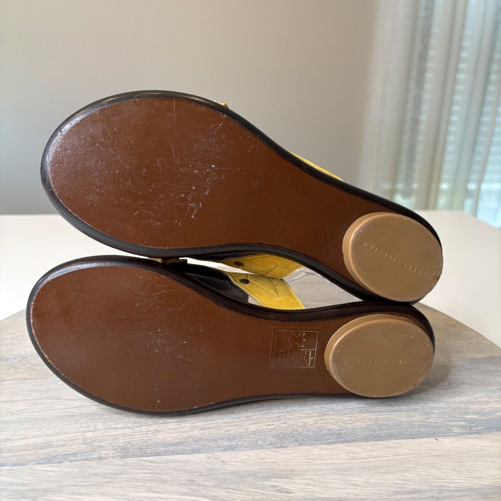 Robert Clergerie Robert Clergerie Yellow Suede Sandals Women’s Size 7.5 Size US 7.5 / IT 37.5 - 8 Thumbnail
