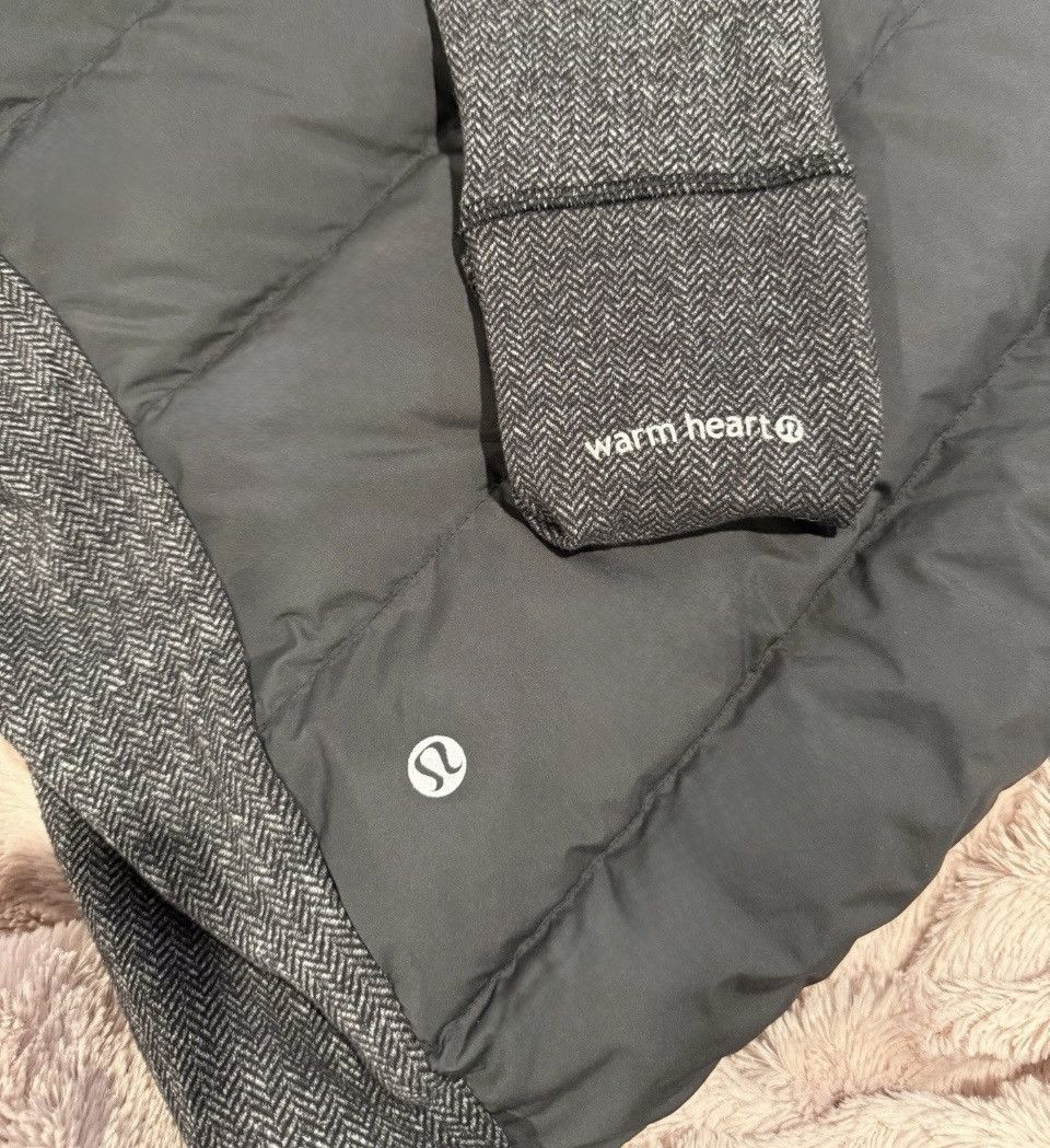 Lululemon Lululemon Fluff Off Pullover Black with Grey Goose Down Sz 6 Size S / US 4 / IT 40 - 7 Thumbnail
