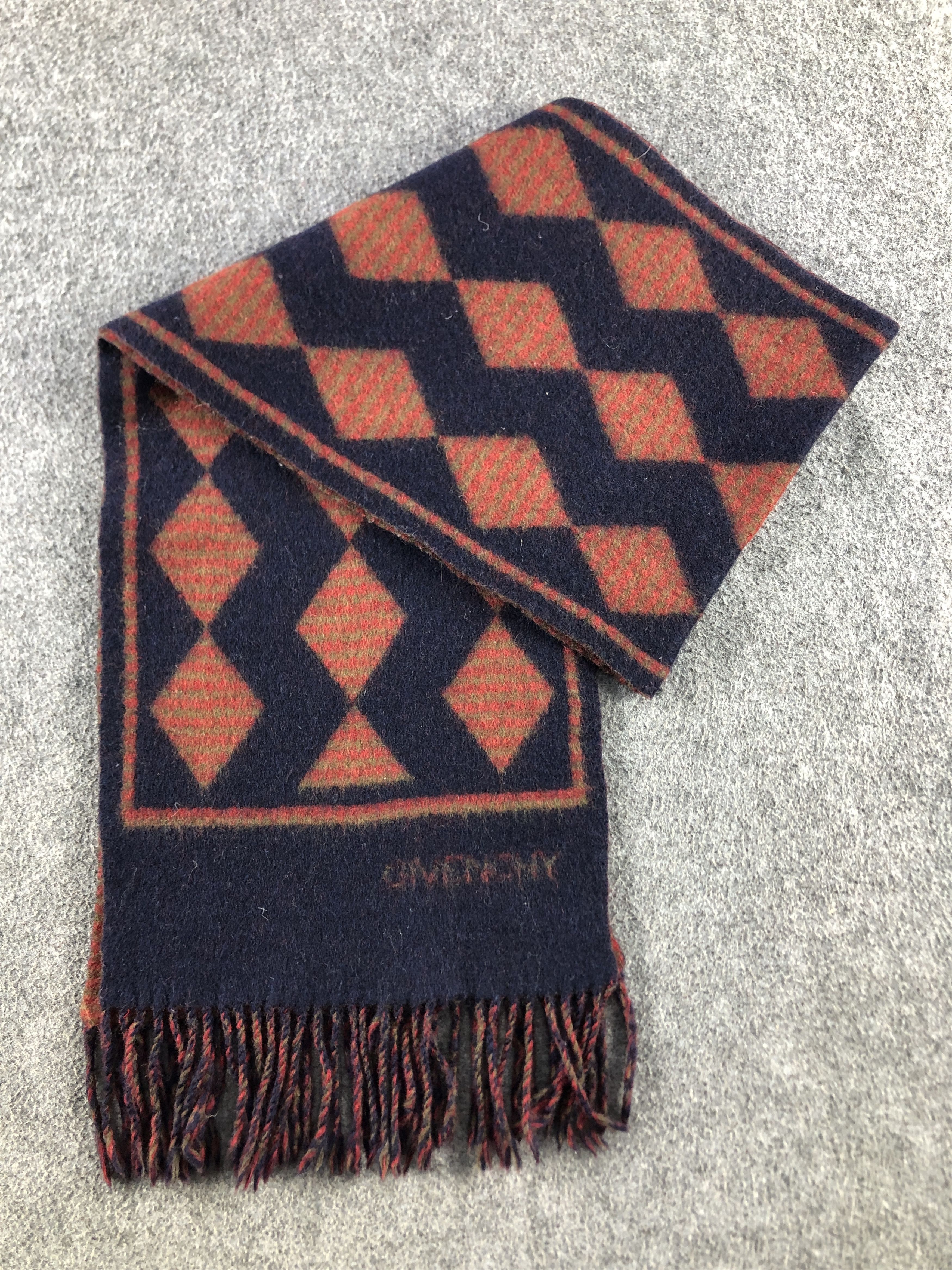 Vintage Givenchy Scarf / Muffler / Neckwear P914 Size ONE SIZE - 5 Thumbnail