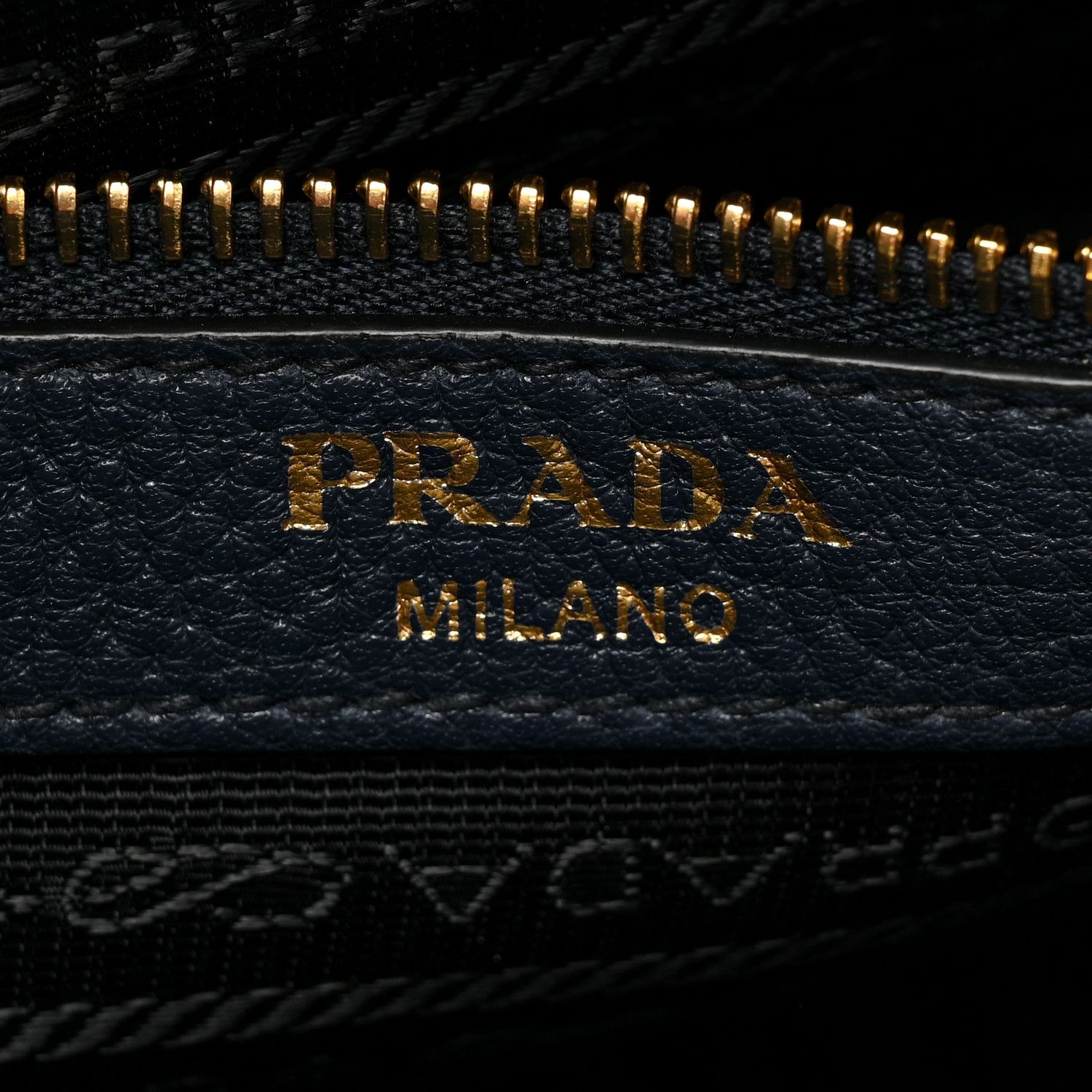 Prada o1srvl11e0624 Size: OS / Shoulder Bag in Black Size ONE SIZE - 8 Thumbnail