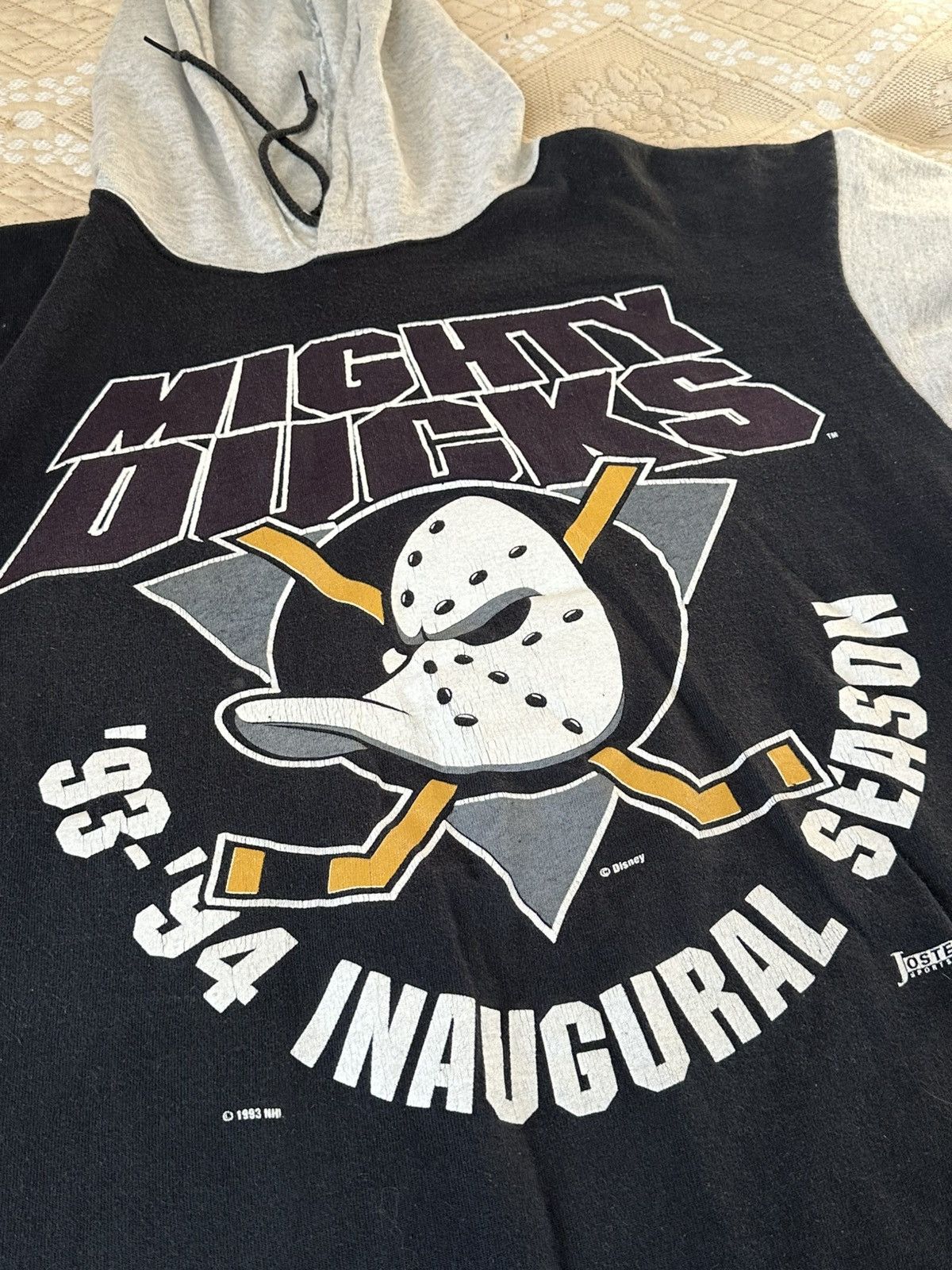 NHL 🔥 1993 MIGHTY DUCKS NHL Logo Team Hoodie Sweatshirt Movie Size US M / EU 48-50 / 2 - 8 Thumbnail