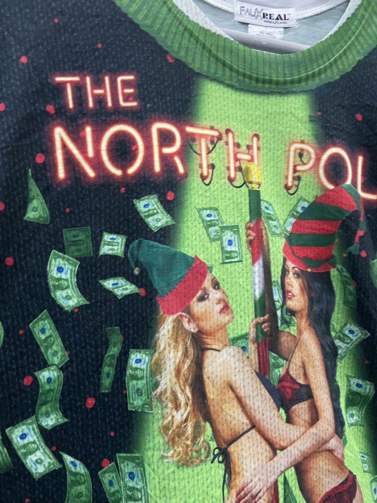 Other FAUX REAL THE NORTH POLE SEXY GIRL LONG SLEEVE Size US L / EU 52-54 / 3 - 3 Thumbnail