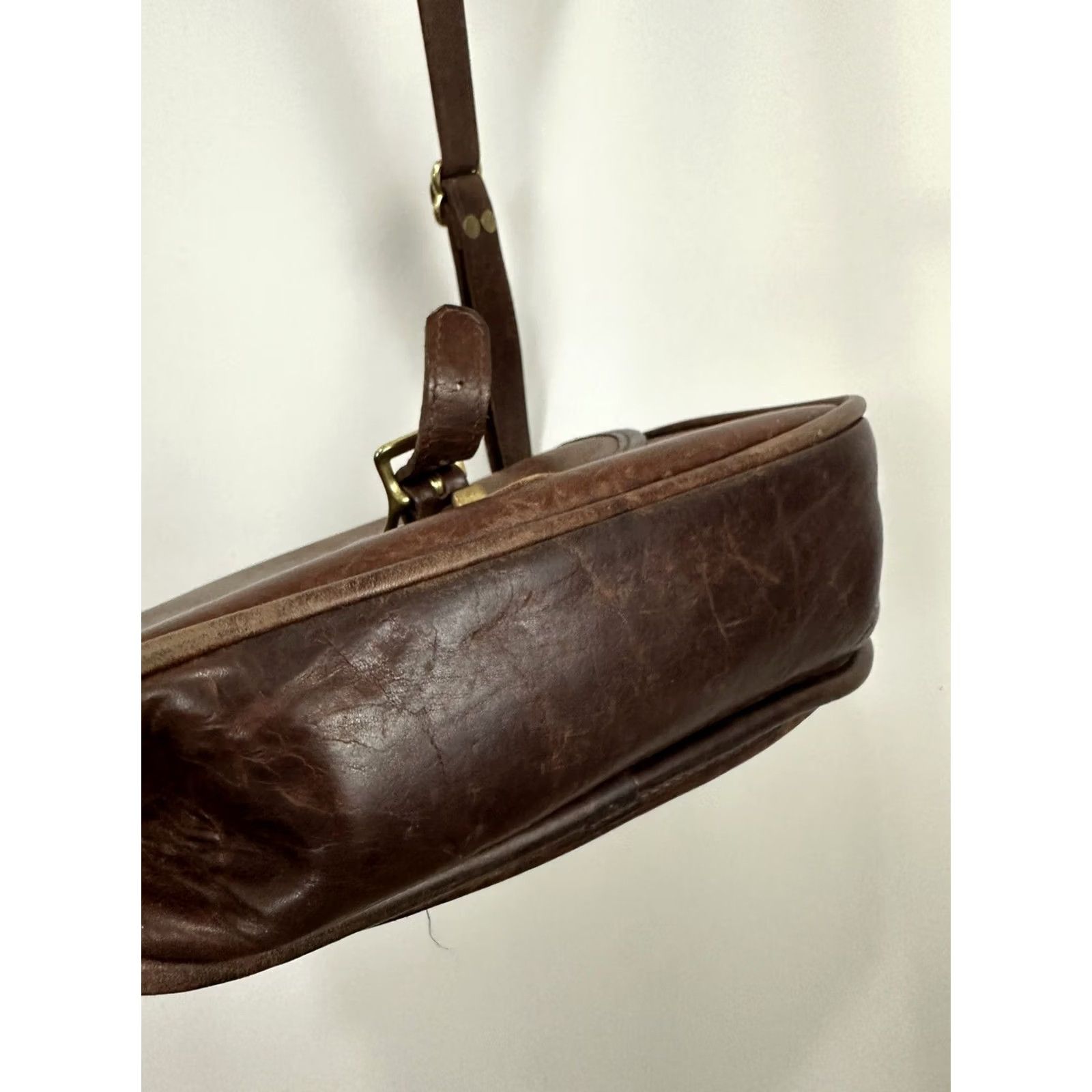 Vintage VINTAGE J. W. Hulme Medium Leather Bag Satchel Purse Crossbody USA Aged Leather Women Bag Messenger Duck 16” Strap Mens Women Girls Size ONE SIZE - 6 Thumbnail
