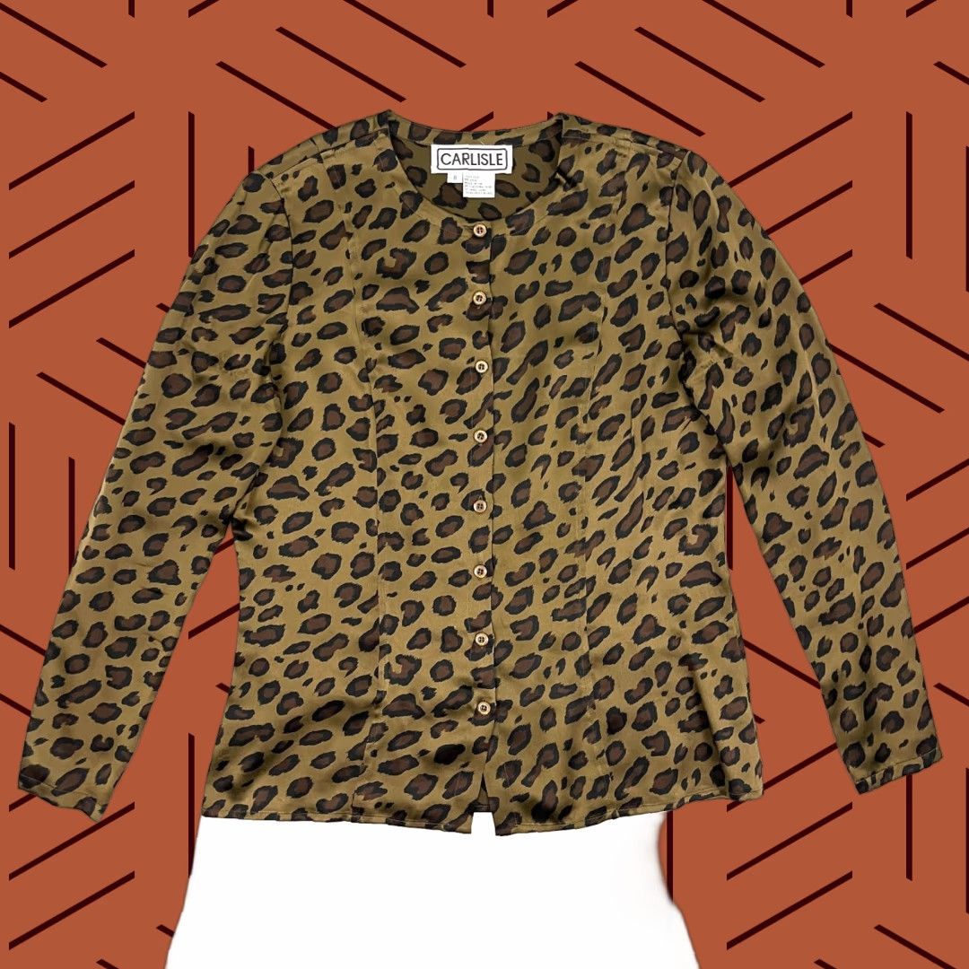 Vintage VINTAGE Carlisle Blouse Women Size 8 Silk Brown Leopard Animal Print Crew Neck Button Casual Workwear Womens Size M / US 6-8 / IT 42-44 - 1 Thumbnail