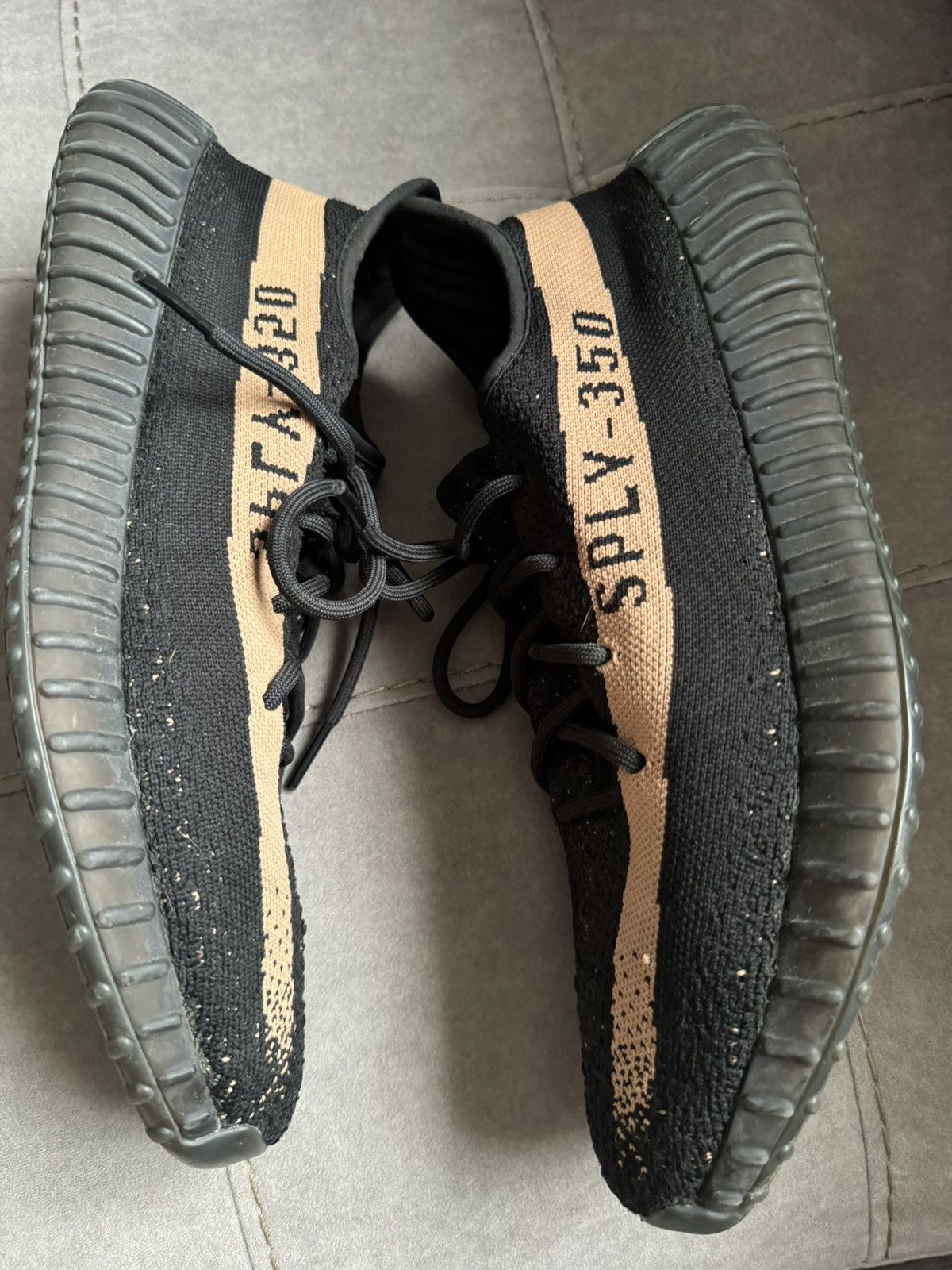 Adidas ADIDAS YEEZY BY1605 size UK12 / US12.5 study all photos well Size US 12.5 / EU 45-46 - 4 Thumbnail