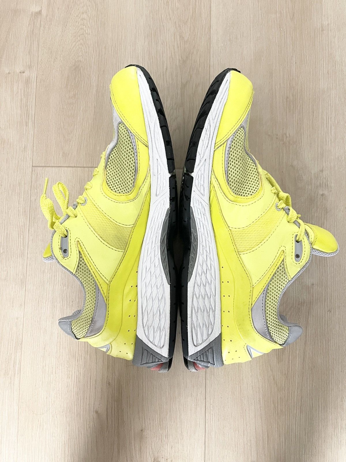 J.Crew × New Balance STEAL! New Balance 2002R Lime - Size 12 Size US 12 / EU 45 - 11 Thumbnail