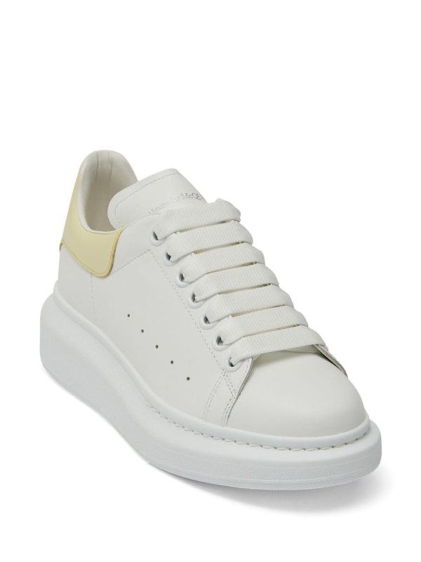 Alexander McQueen o1w1db10925 Oversized Sneaker in White Size US 10 / IT 40 - 2 Thumbnail