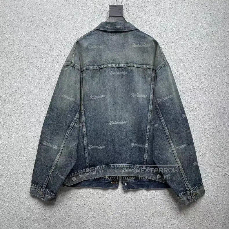 Balenciaga Balenciaga Blue full print pattern logo denim jacket Size US S / EU 44-46 / 1 - 2 Thumbnail