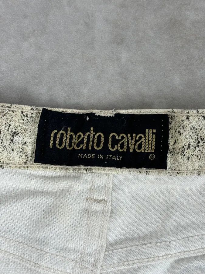 Roberto Cavalli 2000s Roberto Cavalli Creamy White Savage Zebra Pants Size 27" / US 4 / IT 40 - 11 Thumbnail
