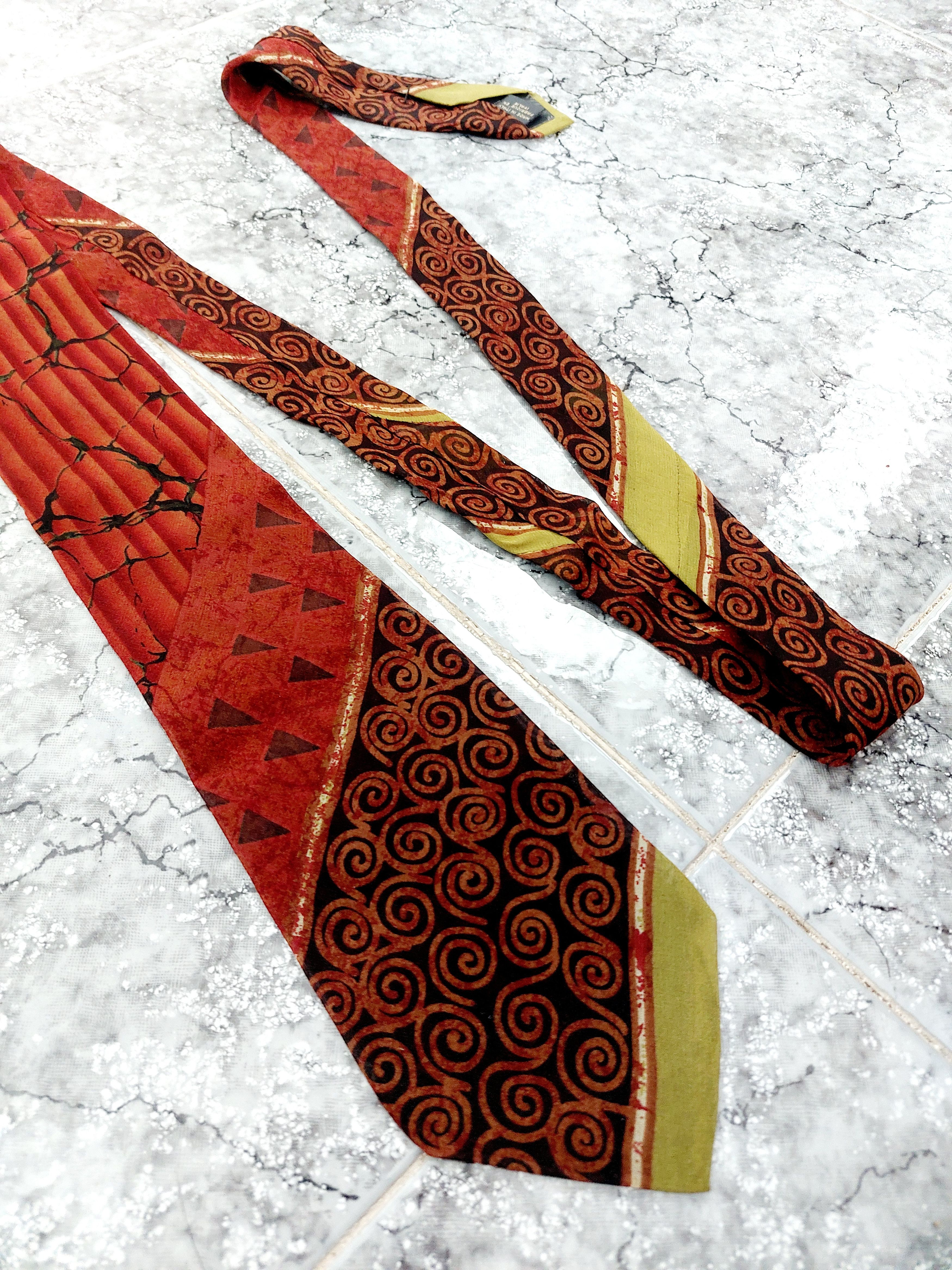Jean Paul Gaultier ean Paul Gaultier Printed Silk Tie Art Spiral Necktie Tie Size ONE SIZE - 3 Thumbnail