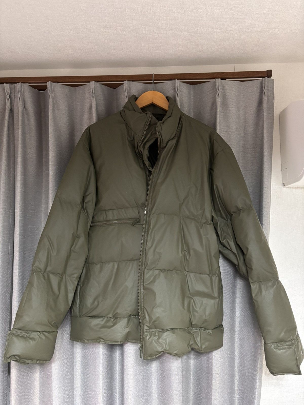 Yeezy Yeezy season 3 Military green waxed cotton down jacket Size US S / EU 44-46 / 1 - 3 Thumbnail