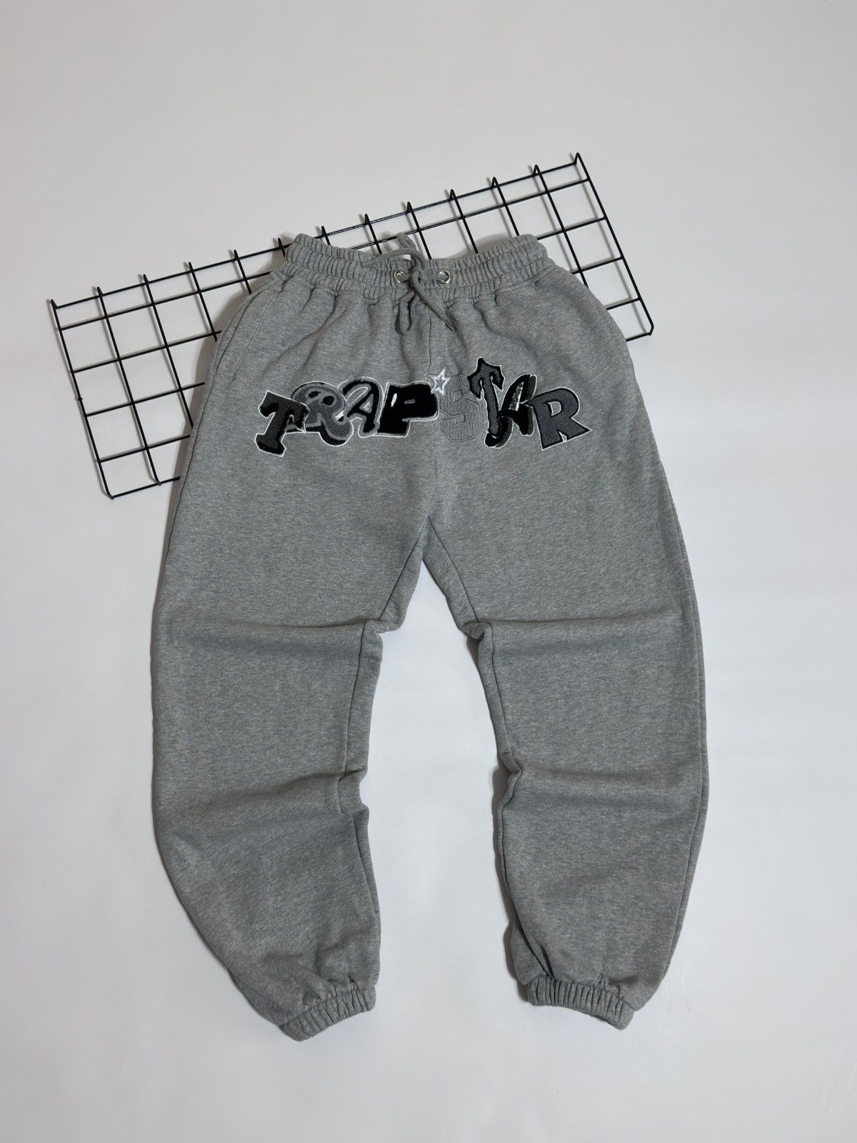 Trapstar London Trapstar Chenille Decoded It's a Secret Joggers Grey Size US 32 / EU 48 - 1 Thumbnail