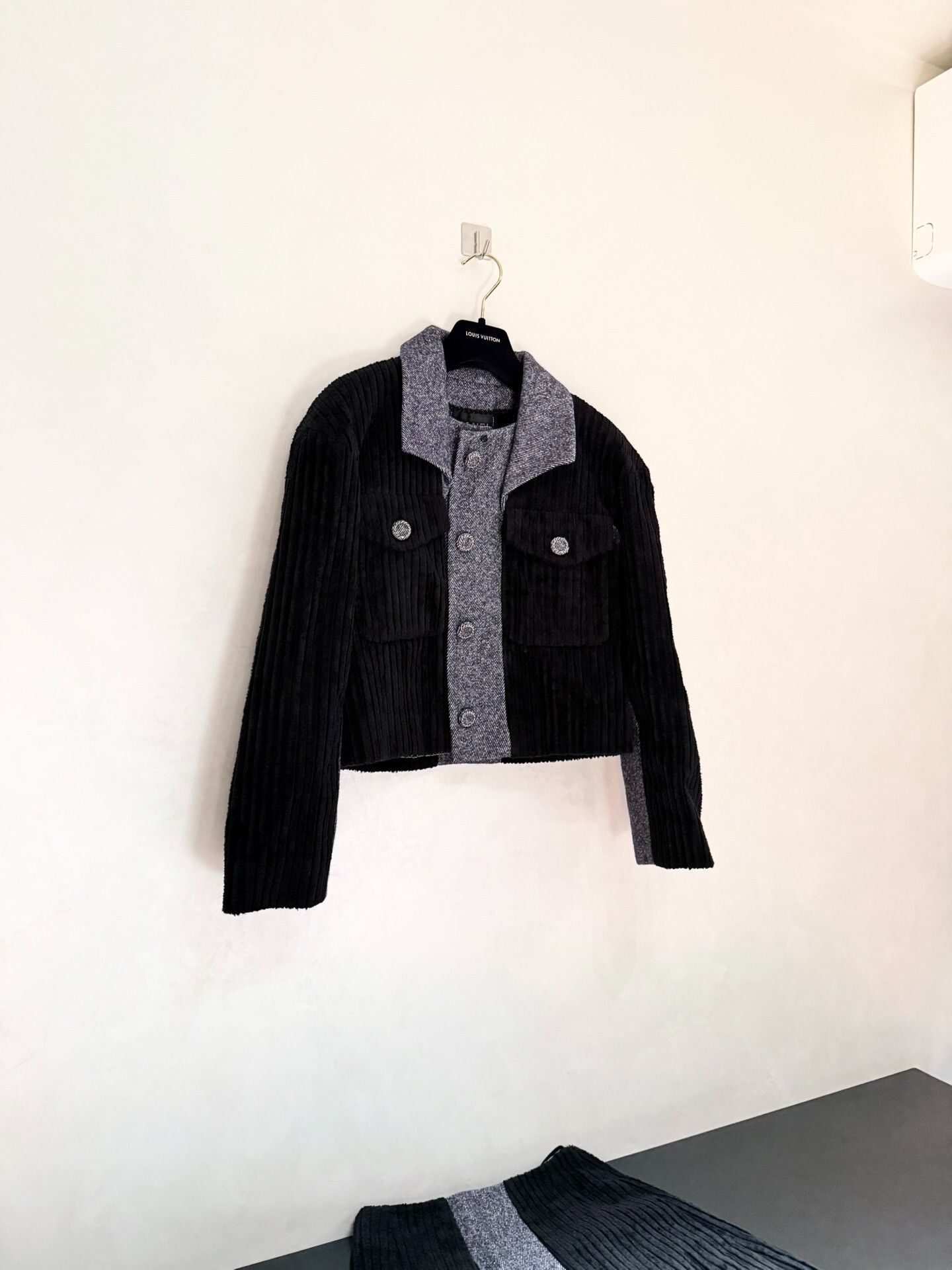 Chanel Chanel 13FW Corduroy Suit Set Size S / US 4 / IT 40 - 1 Thumbnail