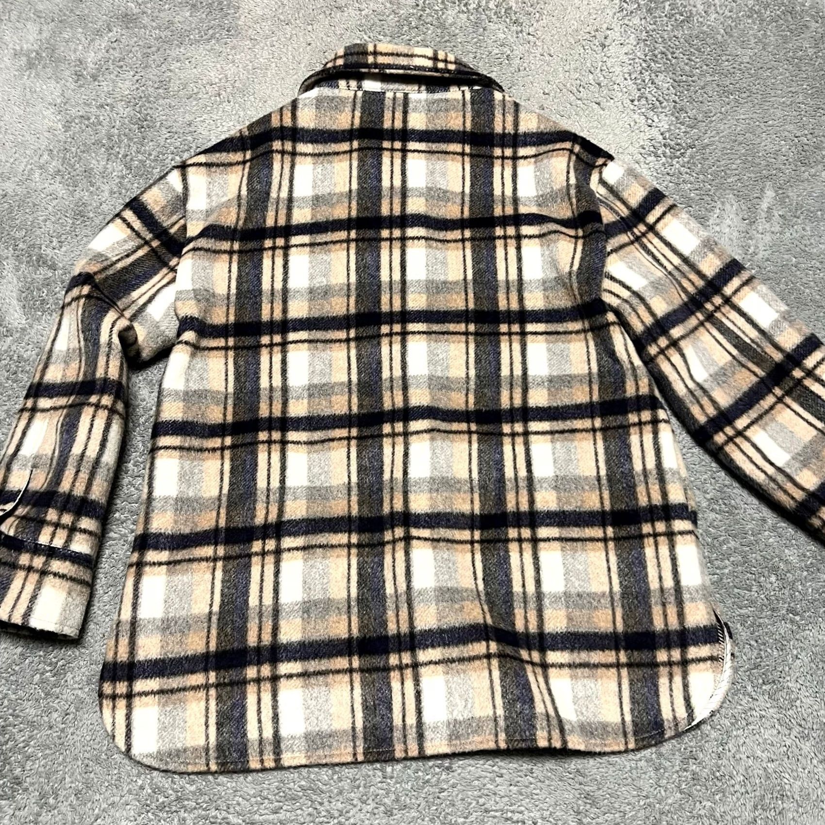 Vintage VINTAGE? Evereve Simone Plaid Shacket Women Medium Soft Brushed Fleece Button Down Jacket Shirt Womens Brown M Size M / US 6-8 / IT 42-44 - 4 Thumbnail