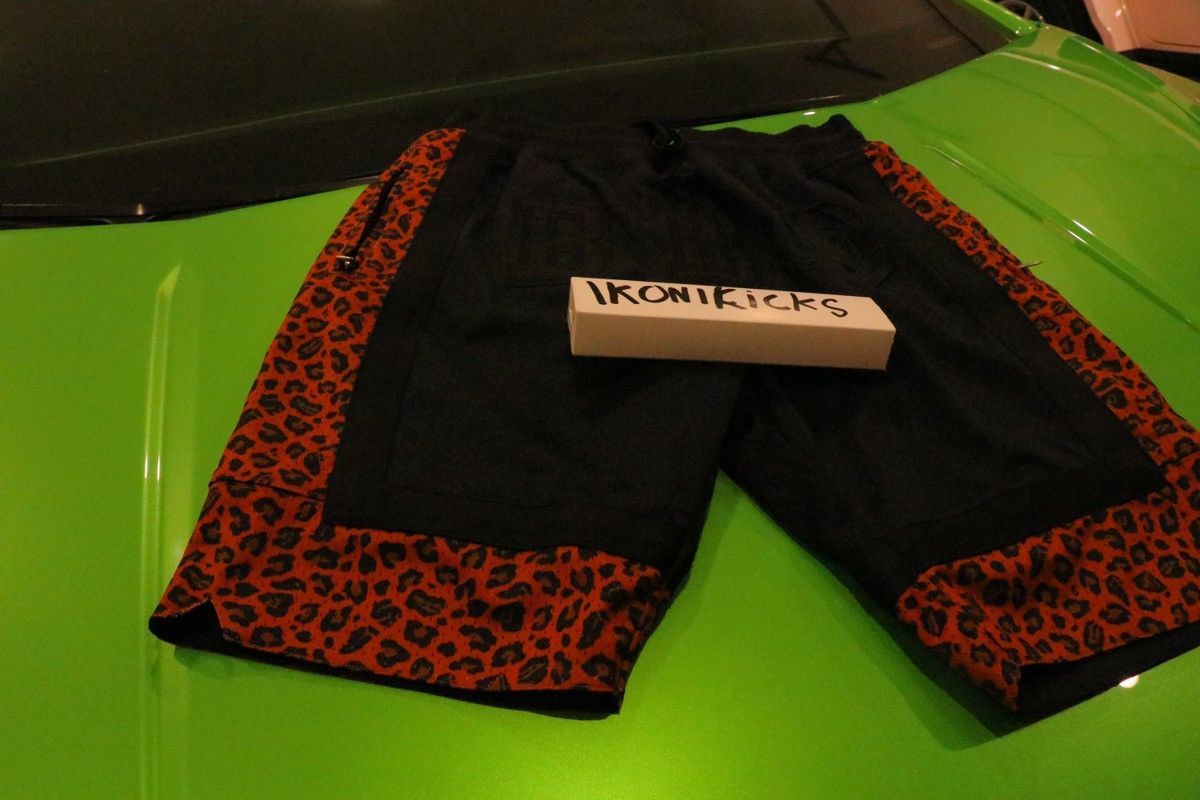 Billionaire Boys Club Billionaire Boys Club BBC Black Cheetah Basketball Shorts Size US 34 / EU 50 - 1 Thumbnail