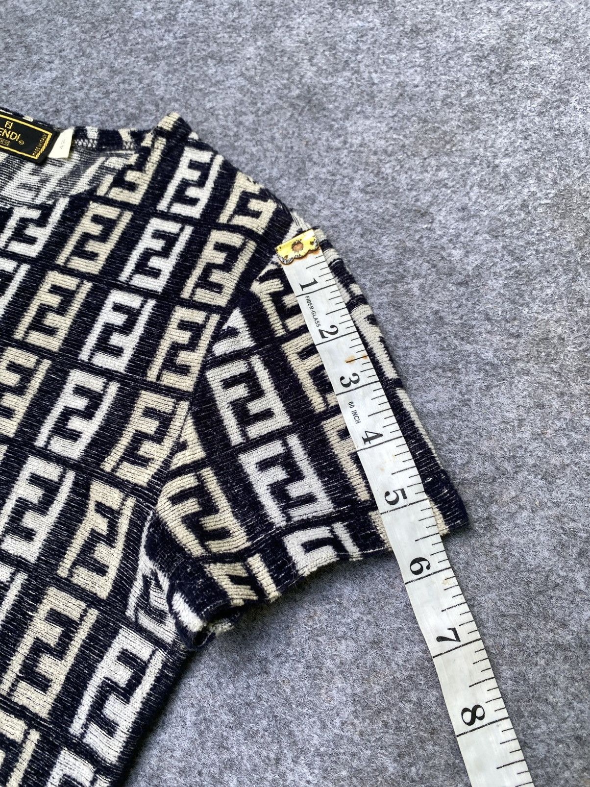 Fendi Fendi monogram crop top Size M / US 6-8 / IT 42-44 - 14 Thumbnail