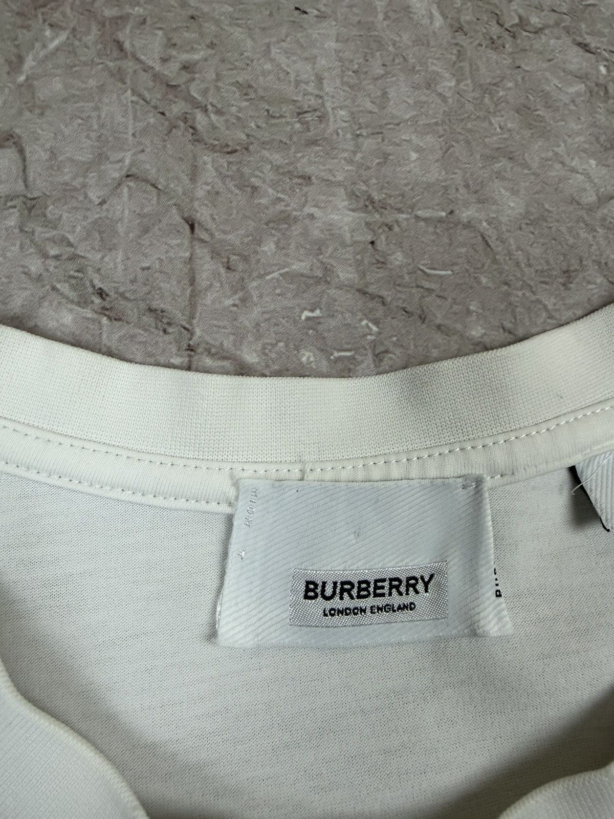 Burberry Burberry London Big Logo T-shirt M Size US M / EU 48-50 / 2 - 6 Thumbnail