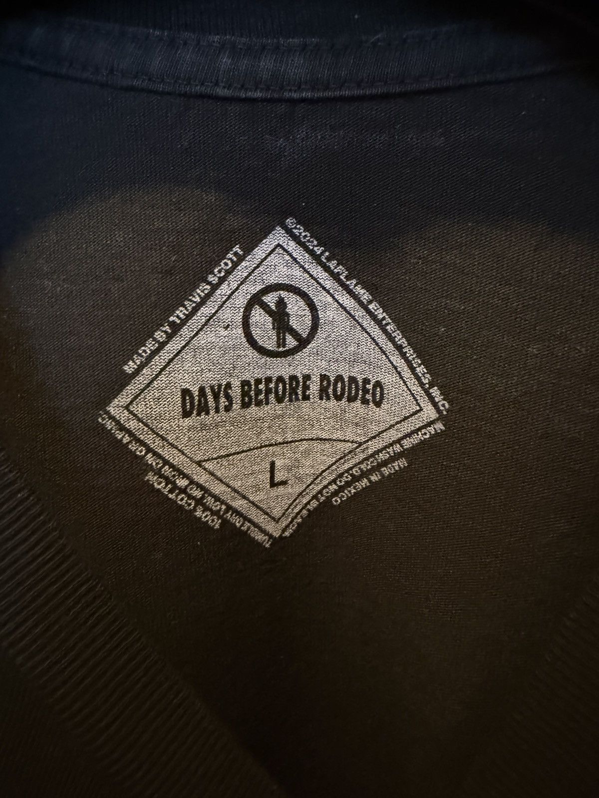 Travis Scott 10 Years Days Before Rodeo Size US L / EU 52-54 / 3 - 2 Thumbnail