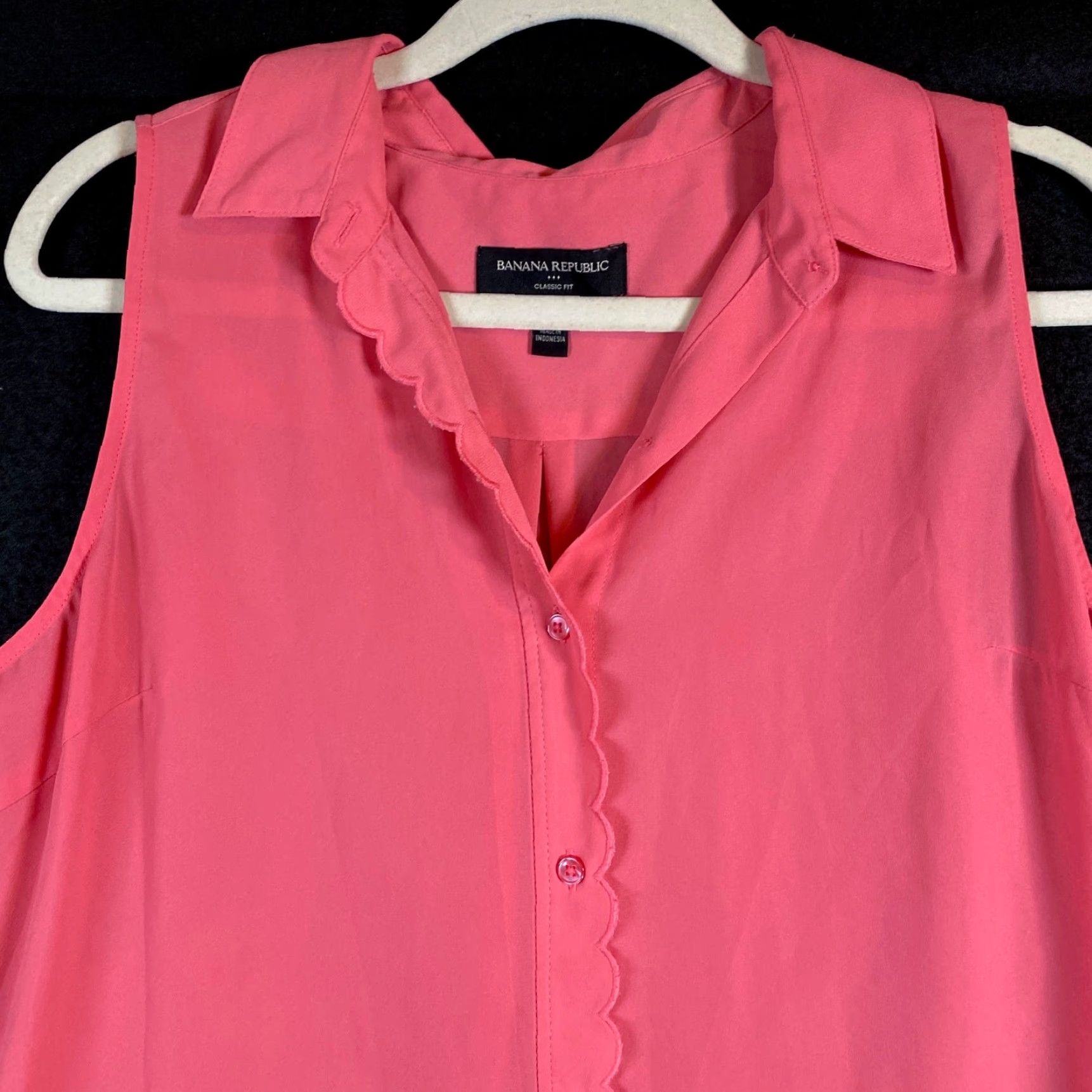 Banana Republic Banana Republic Womens Blouse Pink Petite Sleeveless Sheer V-Neck Button Regular Fit MP Holiday Workwear Casual Size M / US 6-8 / IT 42-44 - 2 Thumbnail