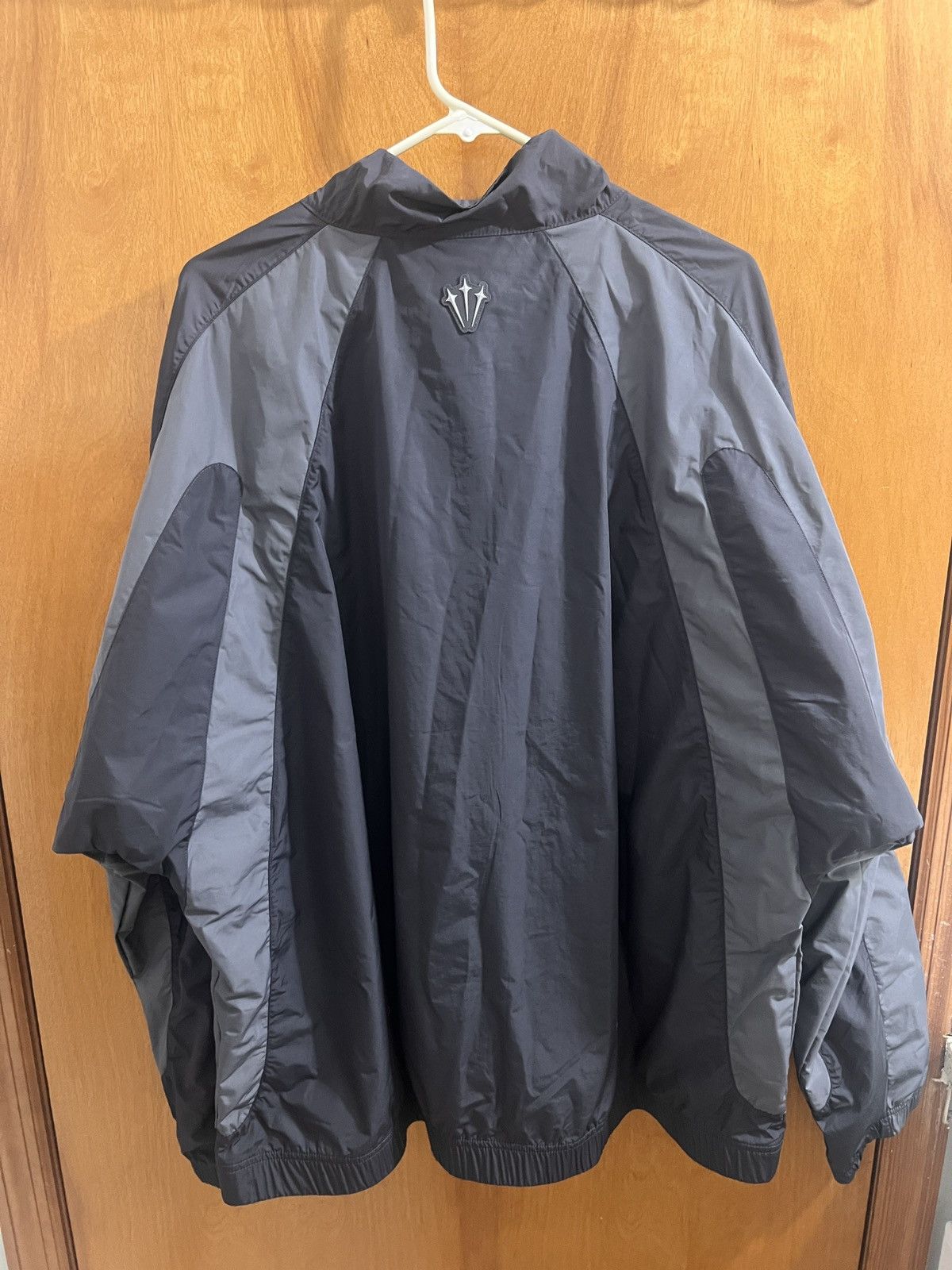 NOCTA × Nike Nike Nocta Northstar Nylon Track Jacket Anthracite Grey Size US XXL / EU 58 / 5 - 5 Thumbnail