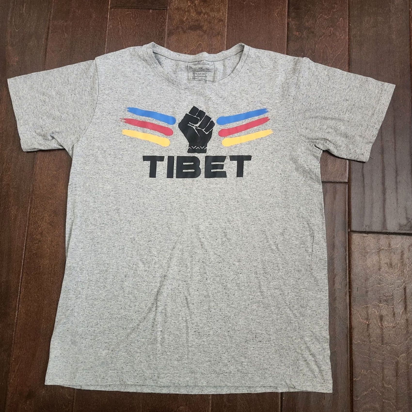 Vintage VINTAGE Free Tibet Graphic Tee Shirt Mens L Gray Cotton Short Sleeve Crew Neck Activist Shirt Mens Regular Fit Size US L / EU 52-54 / 3 - 2 Thumbnail