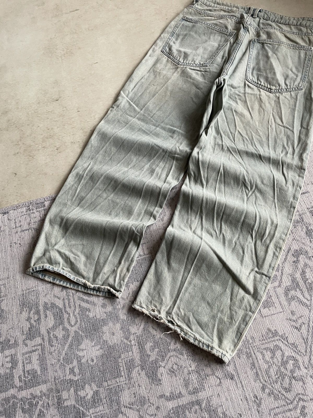 Vintage Avant Garde Mud Washed Baggy Wide Faded Flared Denim Jeans Size US 32 / EU 48 - 9 Thumbnail