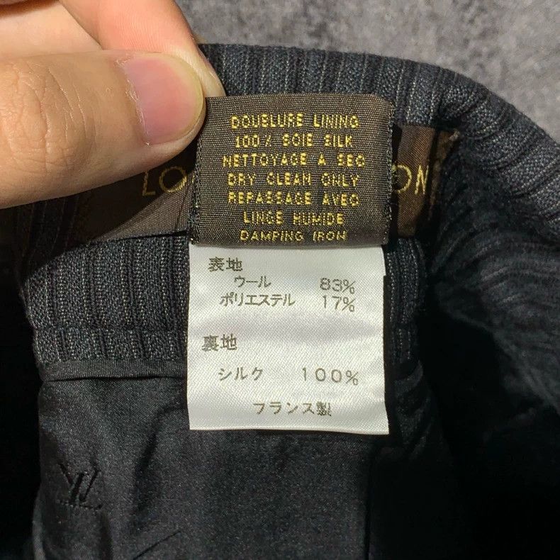Louis Vuitton Louis Vuitton Pocket Skirt 2501-Nextarrow Size 33" - 3 Thumbnail
