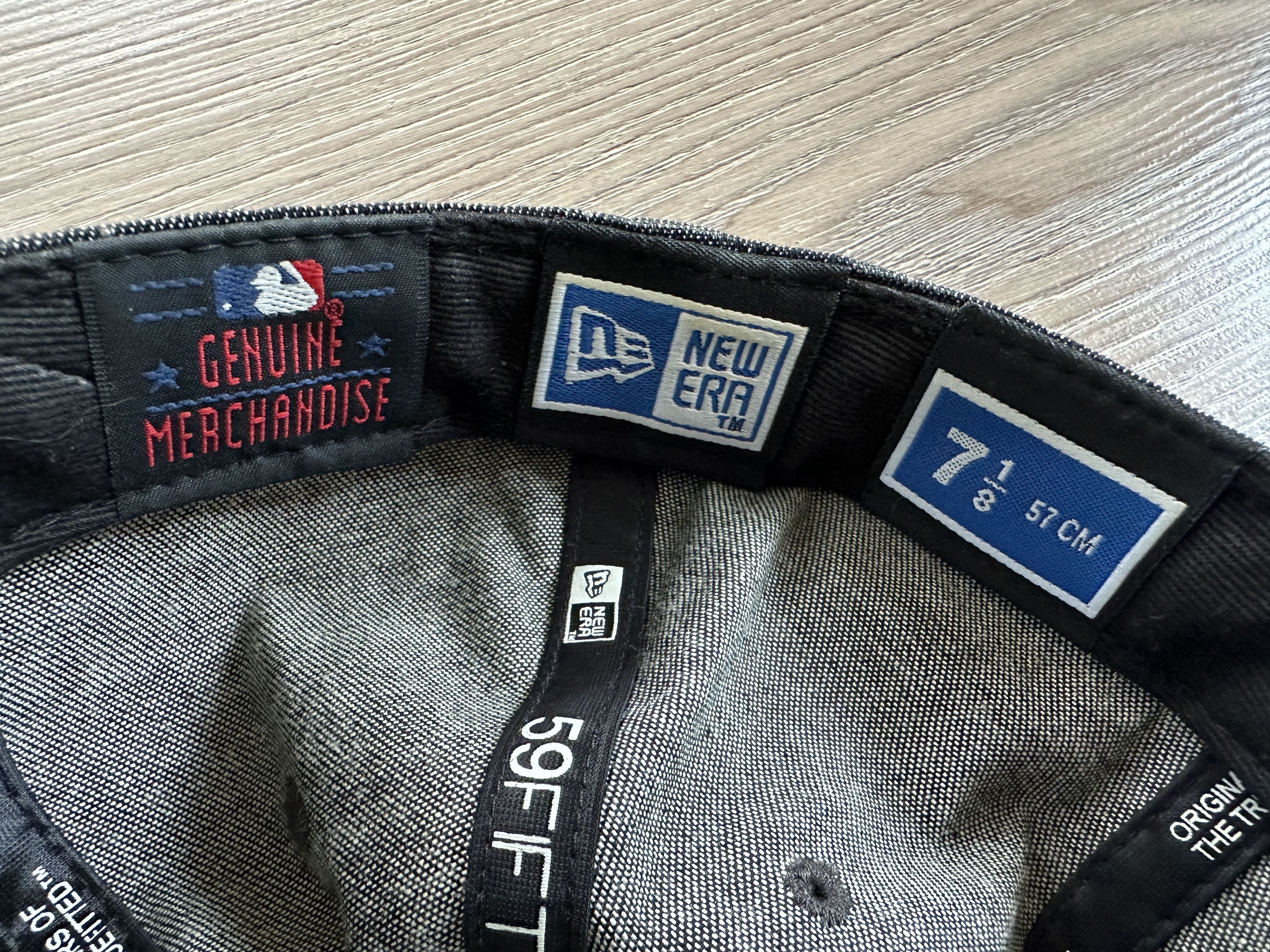 New Era × New York Yankees Vintage New Era New York Yankees Stripe Grey Snapback Size ONE SIZE - 7 Thumbnail