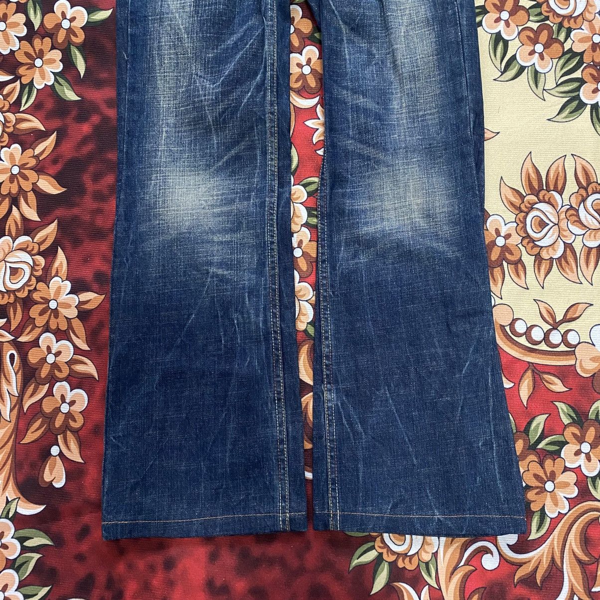 Japanese Brand Vintage Red Pepper Japan Dark Blue Flare Denim Jeans Size US 28 / EU 44 - 4 Thumbnail