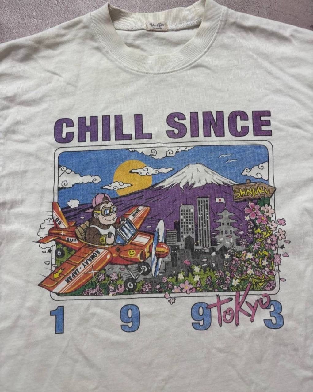Vintage Vintage Japanese Brand Tokyo 1993 distressed sweatshirt Size US L / EU 52-54 / 3 - 4 Thumbnail