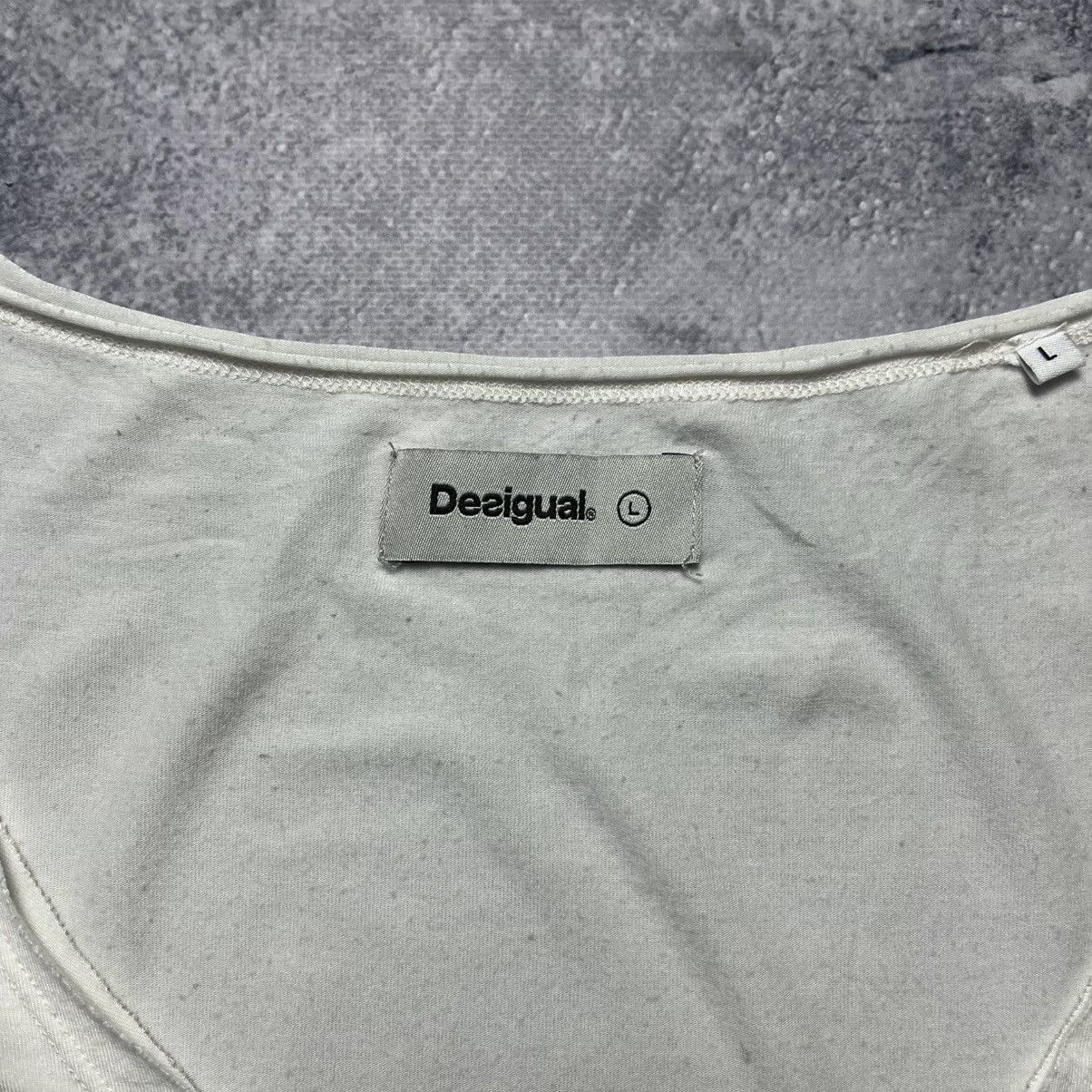 Desigual Vintage Desigual Big Rhinestones Glitter Logo Tee Streetwear Size L / US 10 / IT 46 - 3 Thumbnail
