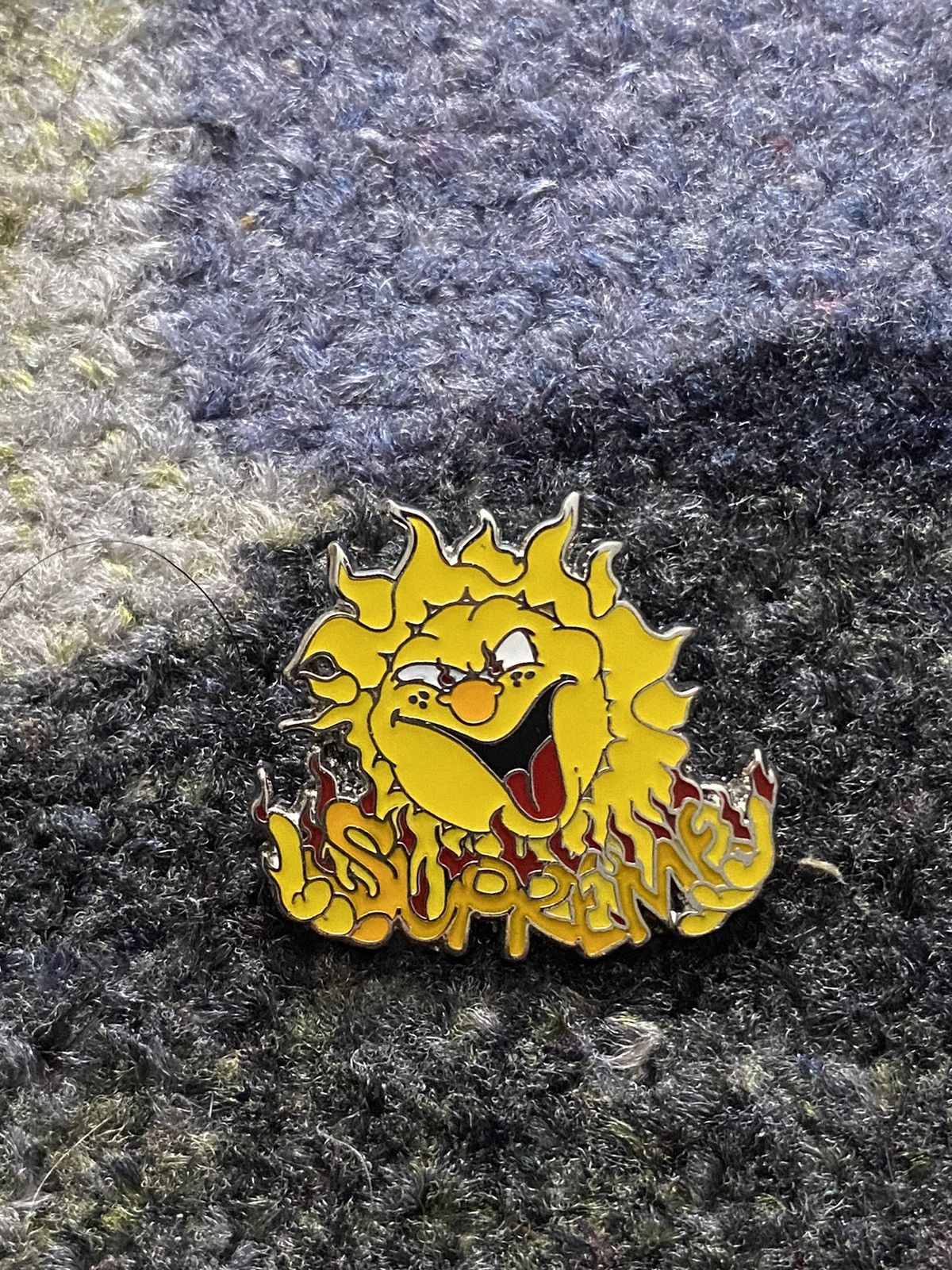 Supreme Supreme Sun Pin Size ONE SIZE - 1 Thumbnail