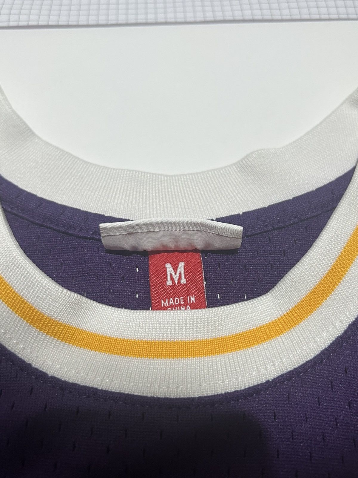 Mitchell & Ness 1984-85 Magic Johnson Jersey Size US M / EU 48-50 / 2 - 5 Thumbnail